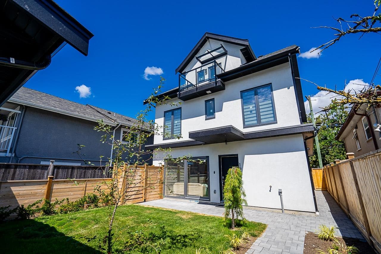 1 - 1936 E 36th Avenue, Vancouver, V5P 1C8 — photo 3