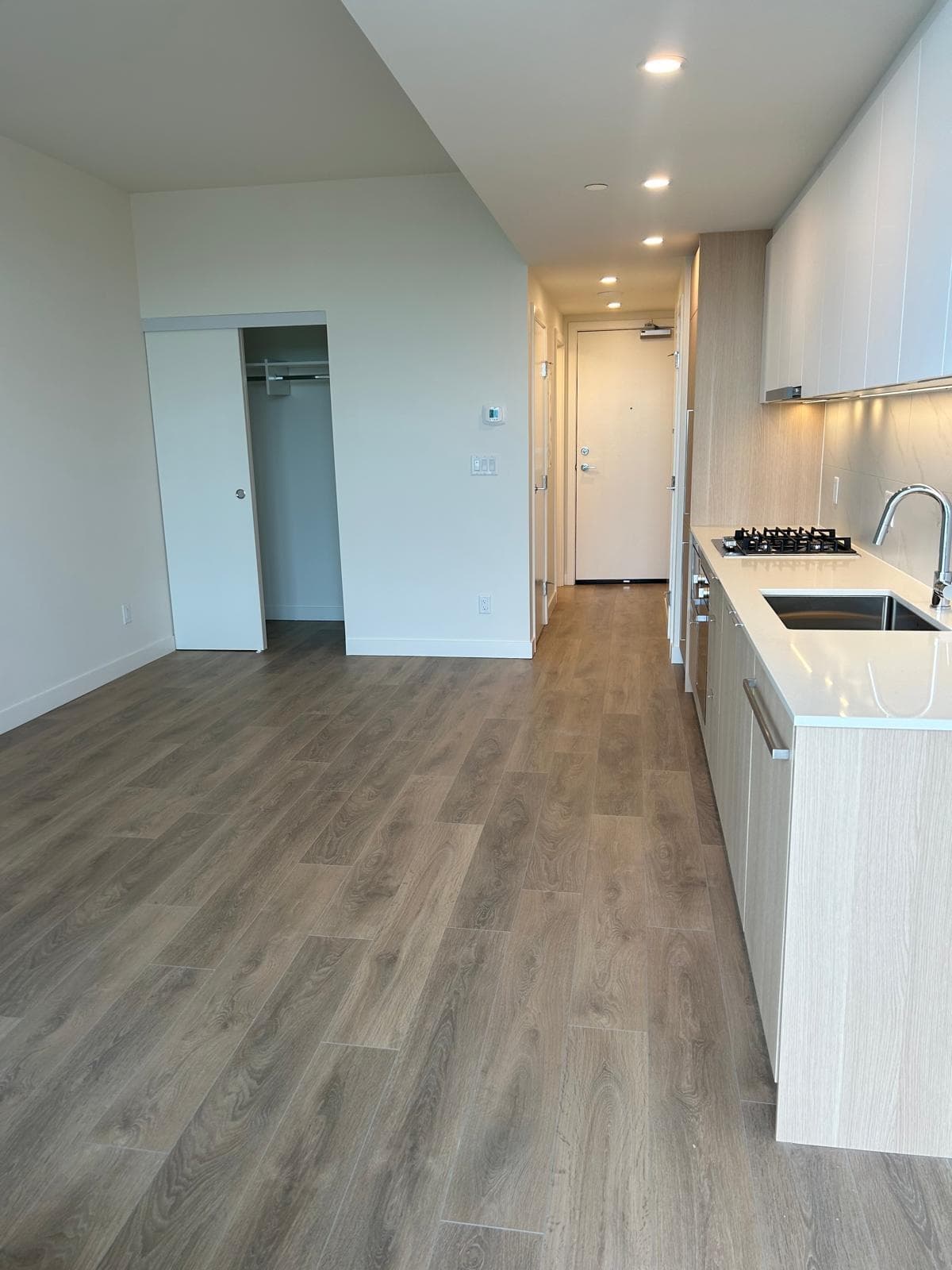3203 - 318 Alderson Avenue, Coquitlam, V3K 0J1 — photo 3