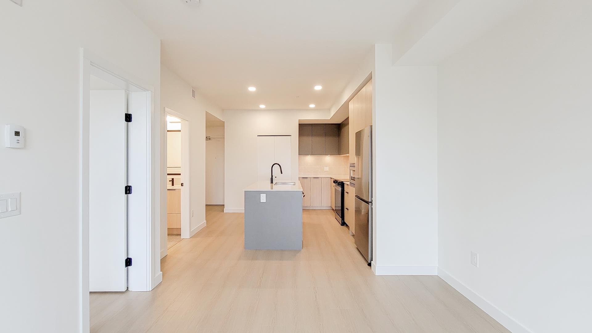 315 - 13439 94a Avenue, Surrey, V3V 0G9 — photo 4