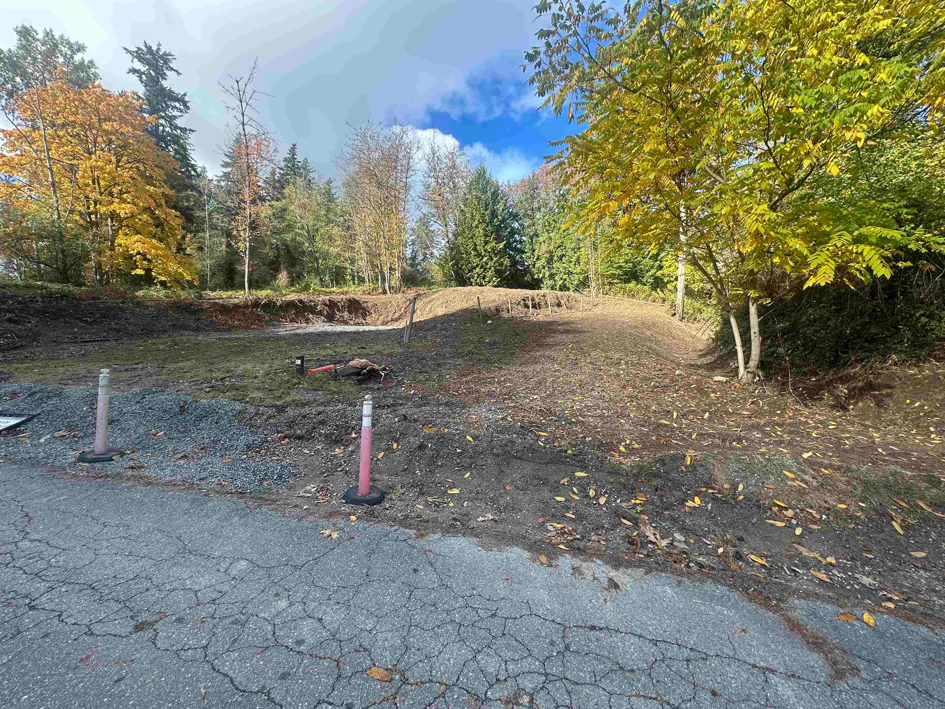26861 Oliver Avenue, Maple Ridge, V2W 1M4 — photo 2