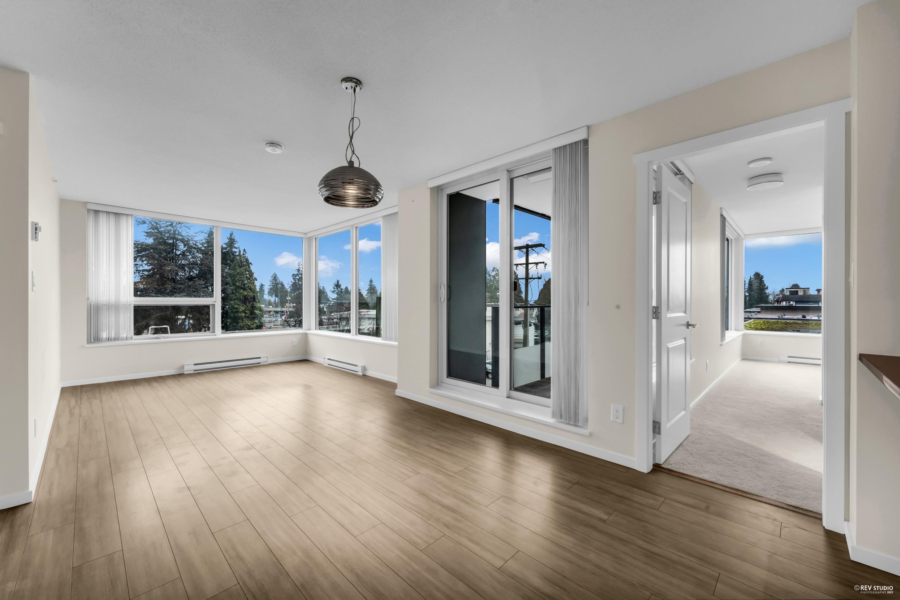 302 - 6658 Dow Avenue, Burnaby, V5H 0C7 — photo 5
