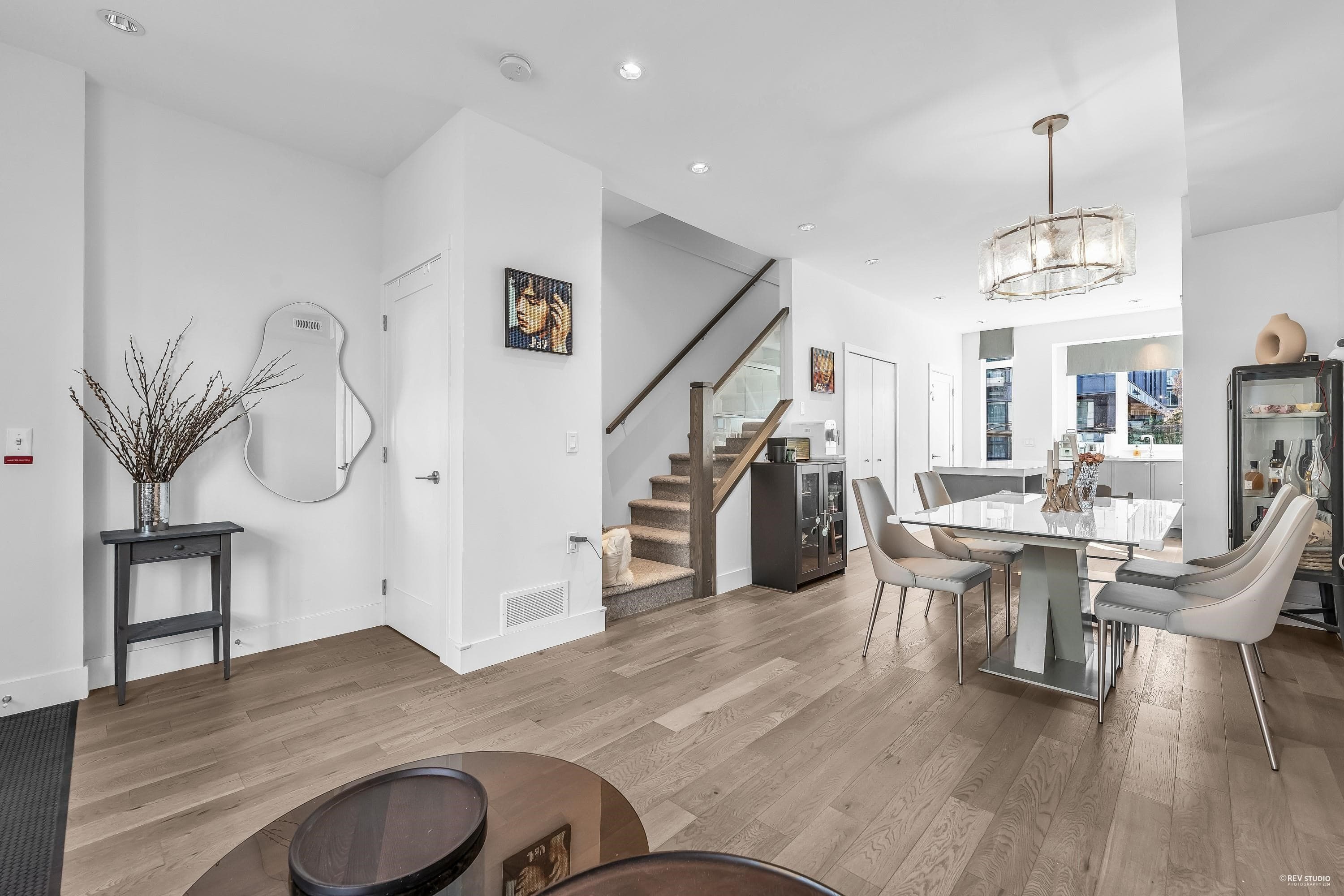 7623 Yukon Street, Vancouver, V5X 2Y4 — photo 2