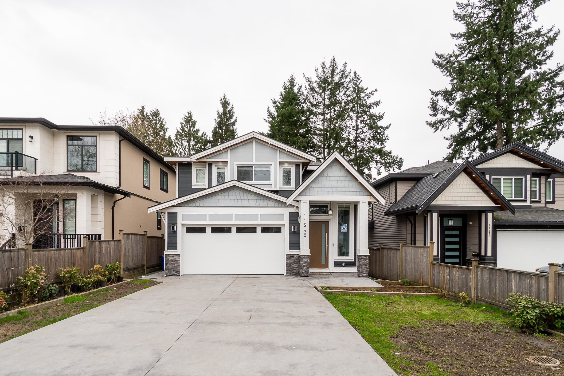 11542 80 Avenue, Delta