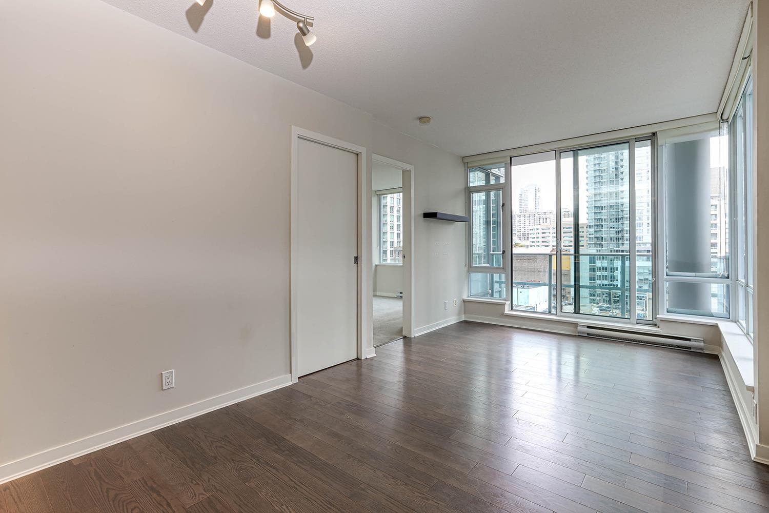901 - 833 Homer Street, Vancouver, V6B 0H4 — photo 3