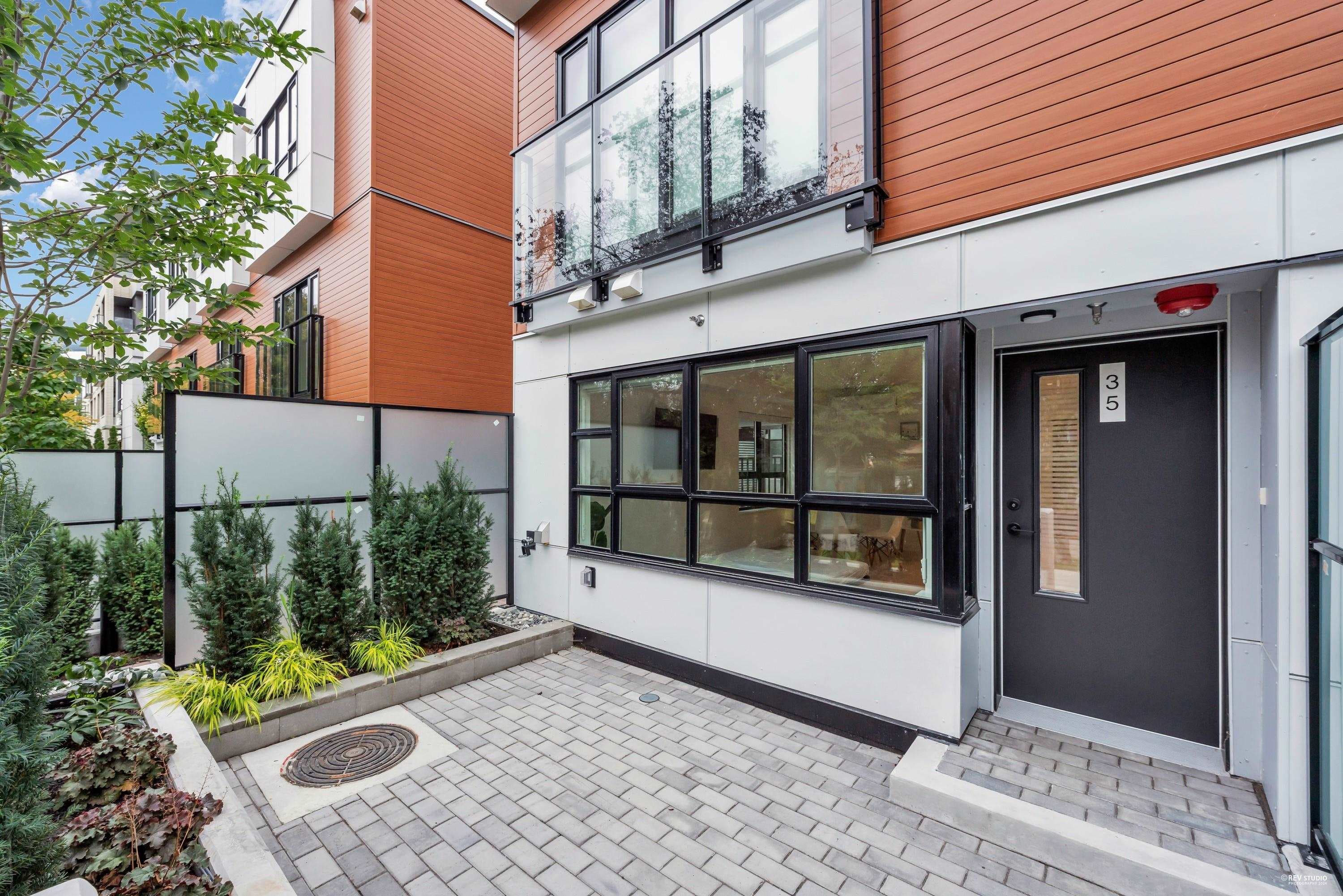 35 - 530 W 28th Avenue, Vancouver, V5Z 2H1 — photo 1