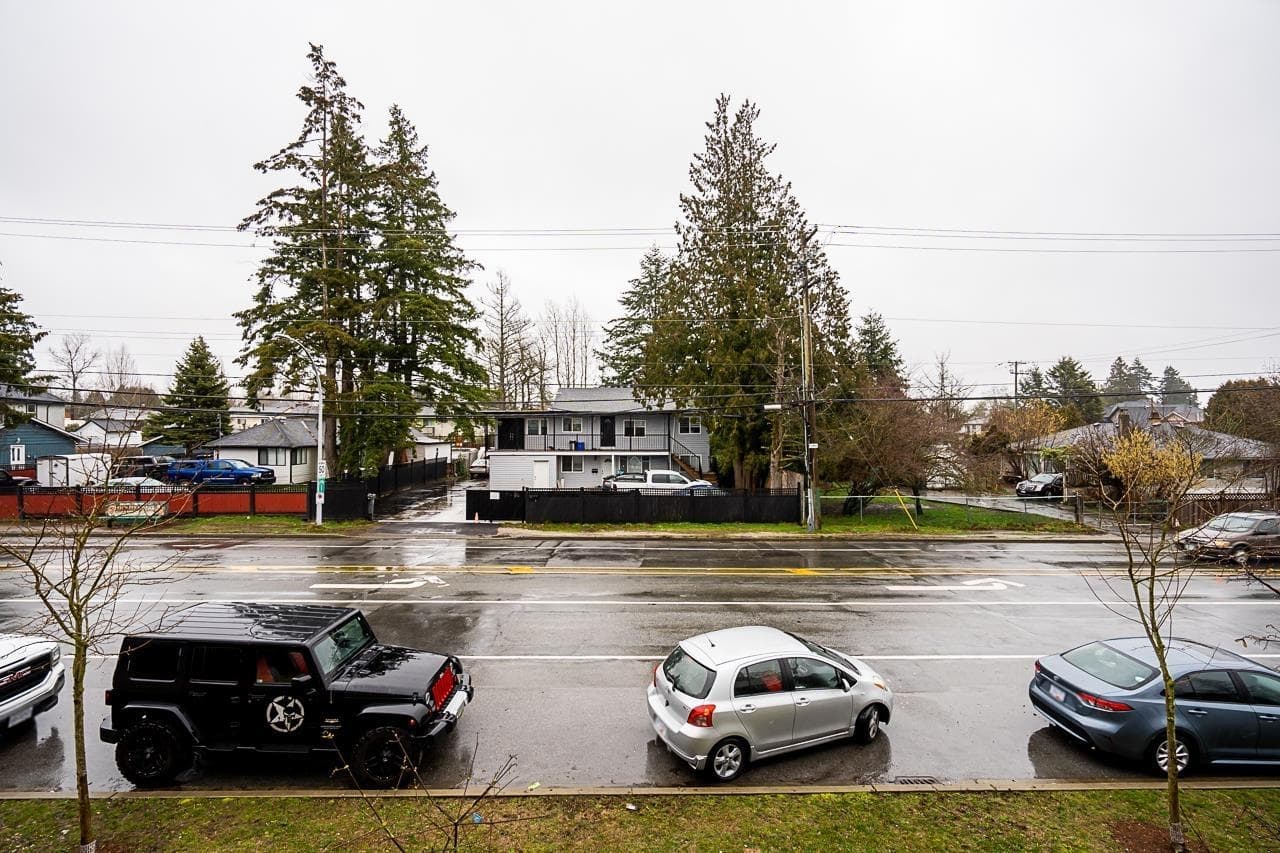 38 - 7247 140 Street, Surrey, V3W 1K8 — photo 5