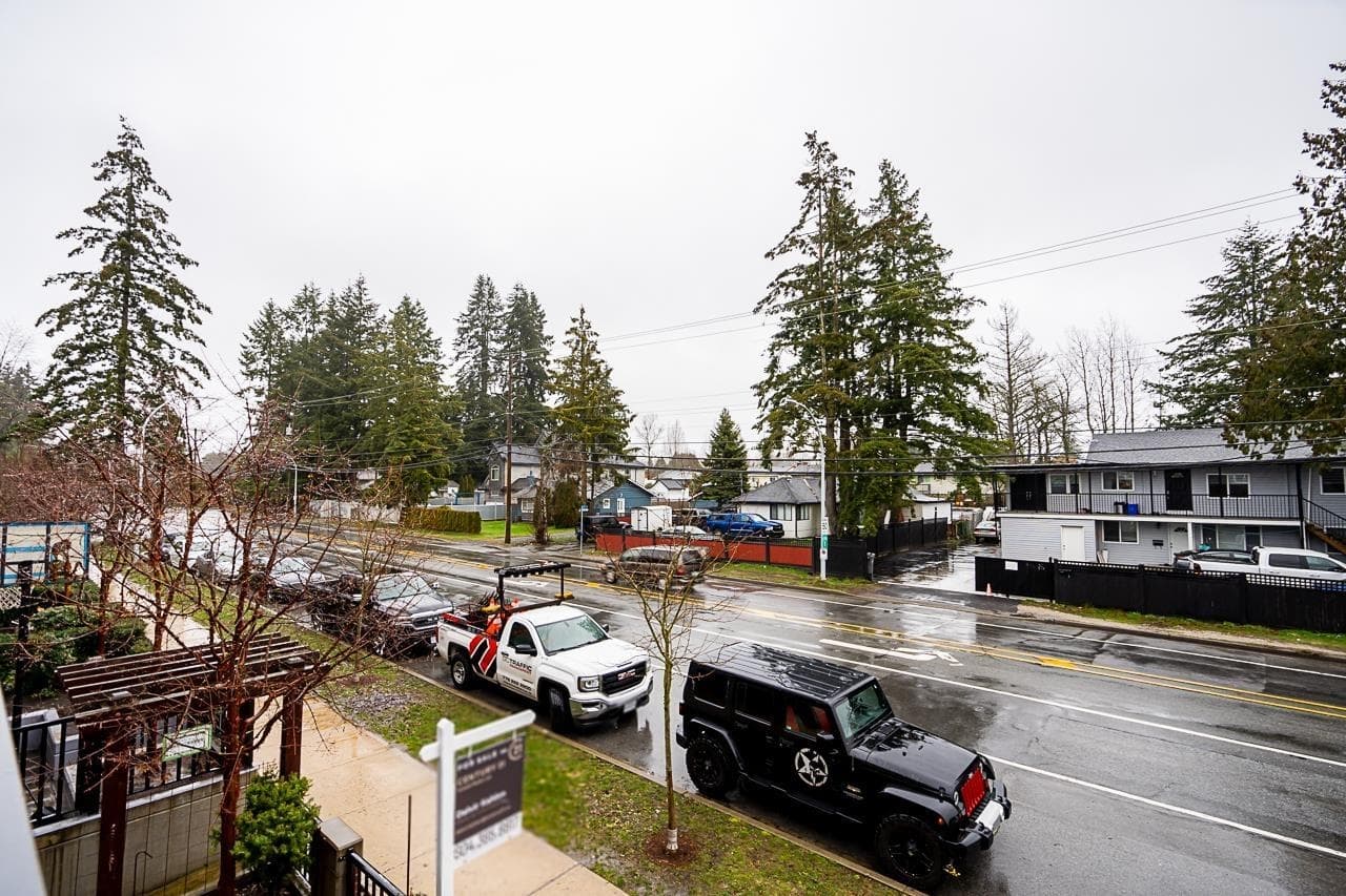 38 - 7247 140 Street, Surrey, V3W 1K8 — photo 4