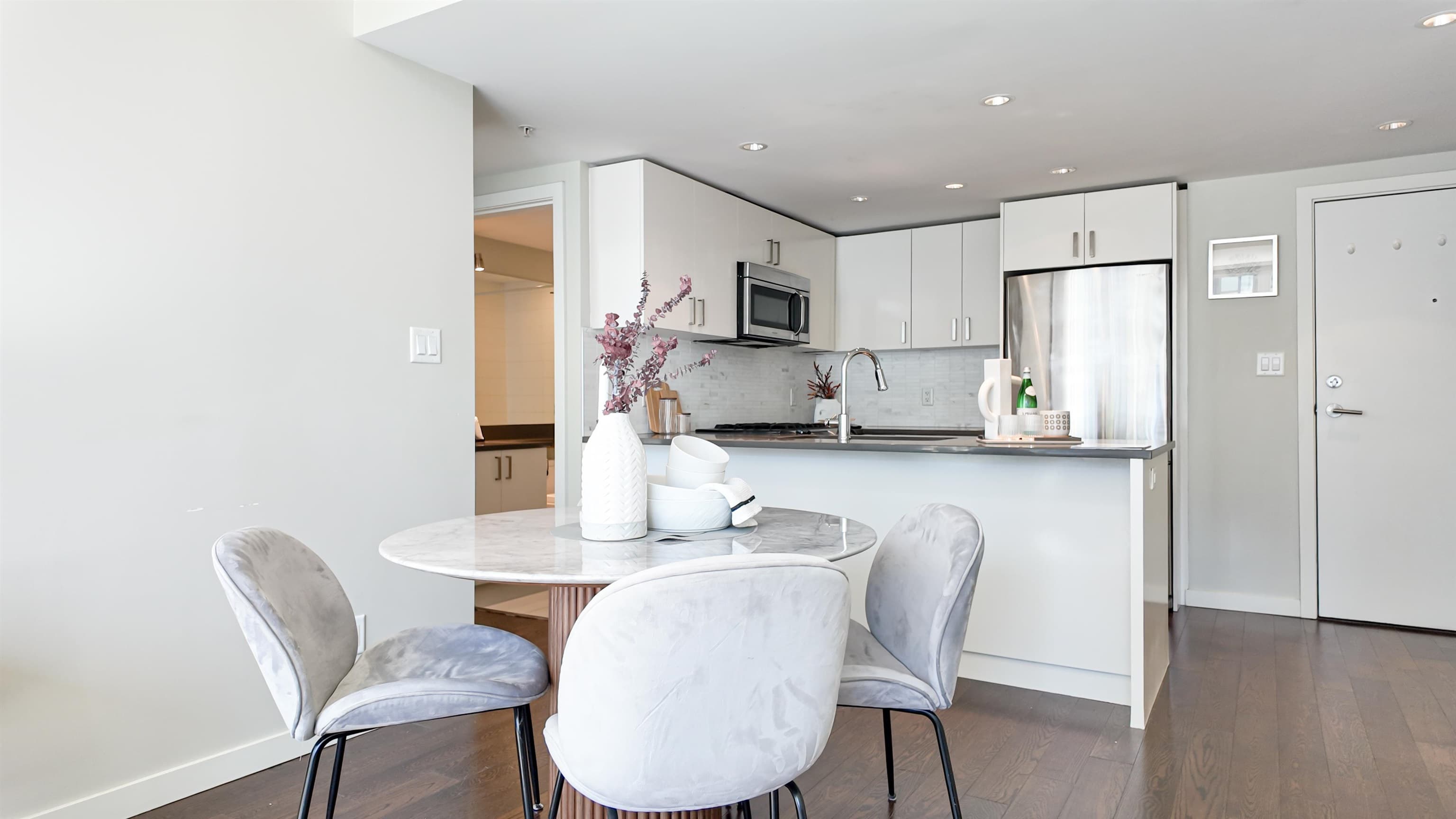1002 - 7117 Elmbridge Way, Richmond, V6X 0J2 — photo 4