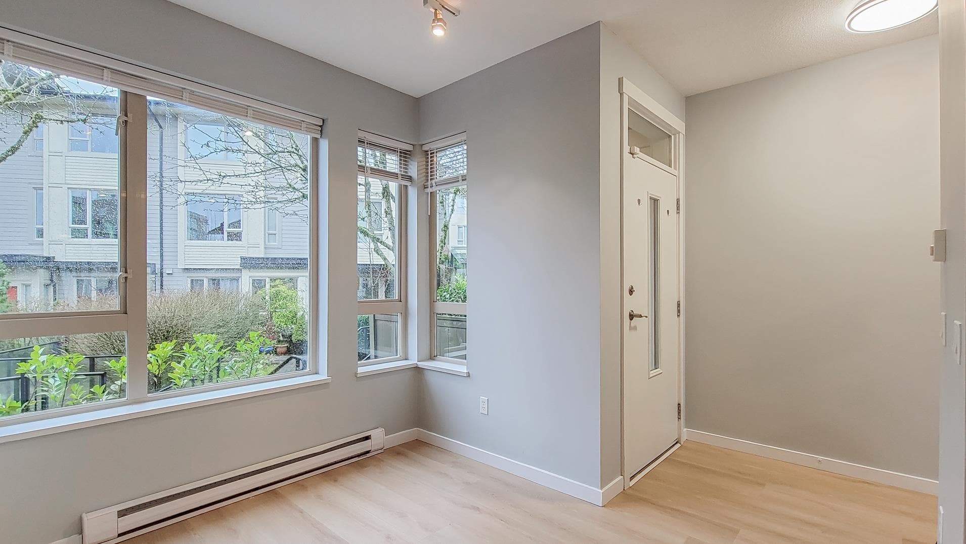 130 - 9229 University Crescent, Burnaby, V5A 4Z2 — photo 4