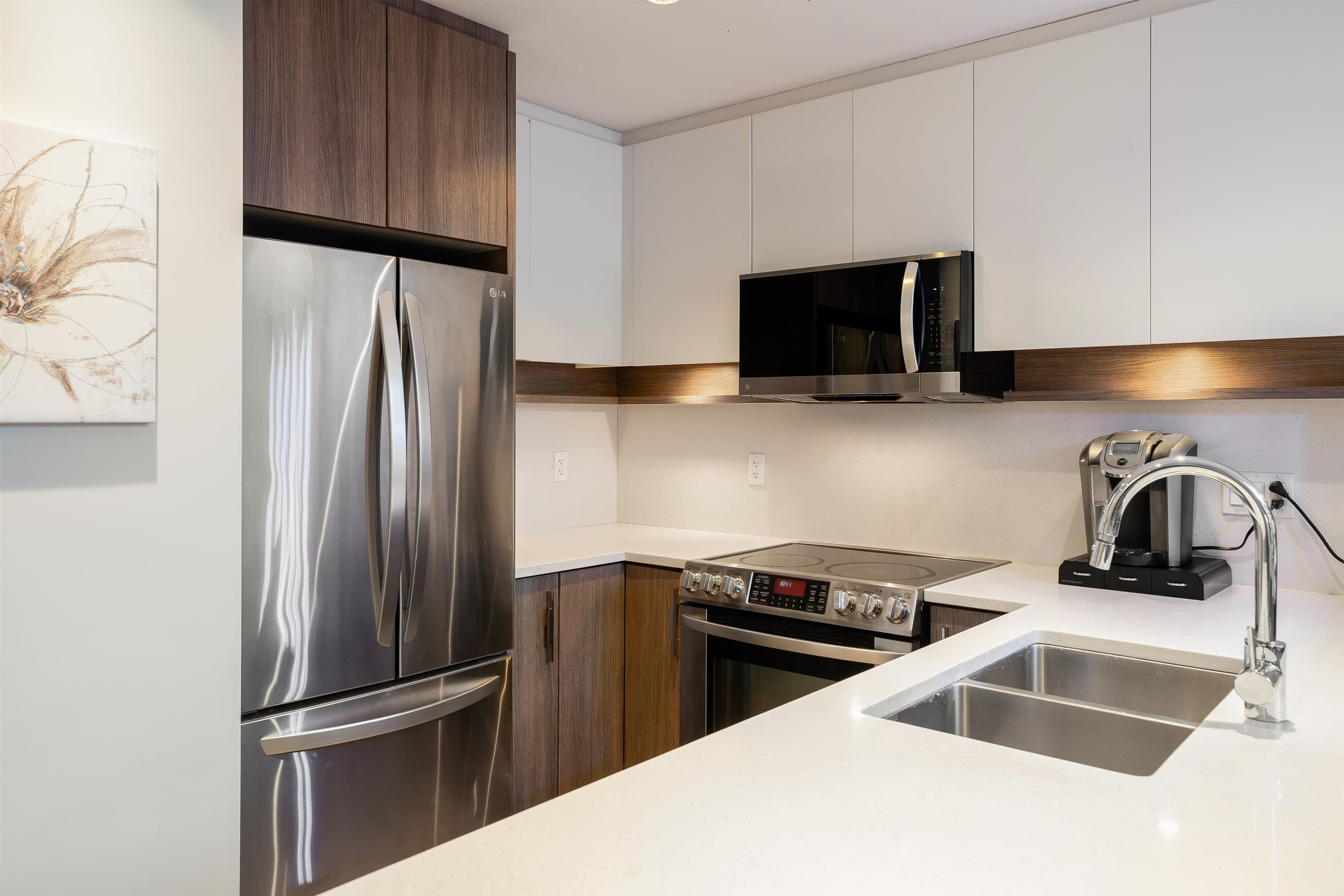 106 - 958 Ridgeway Avenue, Coquitlam, V3K 0C5 — photo 2