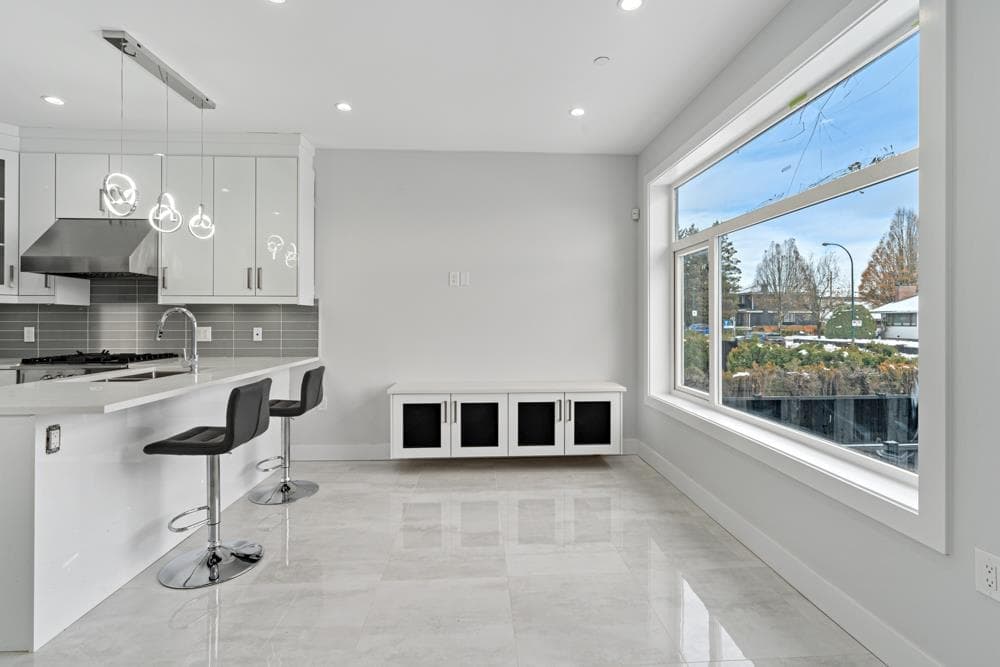 6751 Knight Street, Vancouver, V5P 2W4 — photo 2