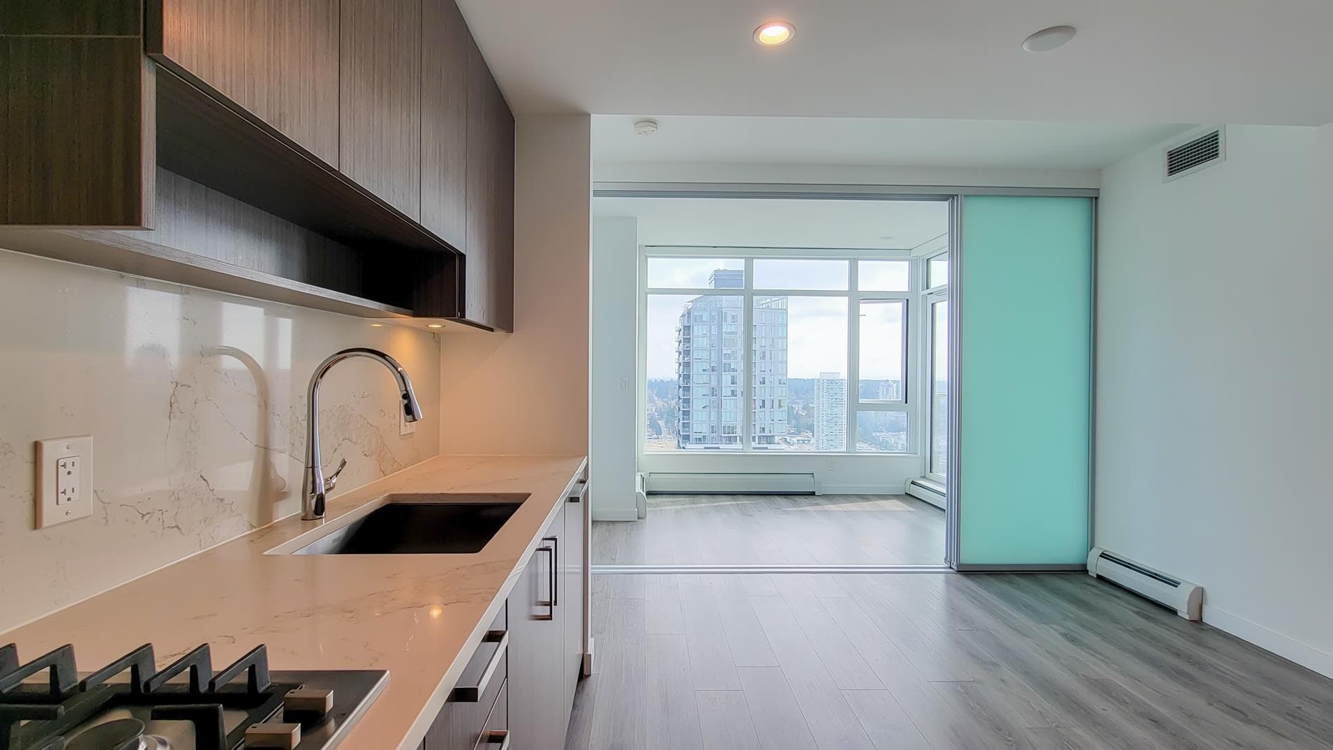2905 - 13350 Central Avenue, Surrey, V3T 0S1 — photo 5