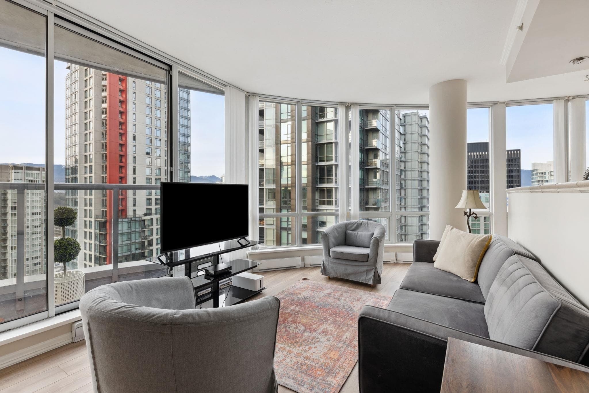 2702 - 1166 Melville Street, Vancouver, V6E 4P5 — photo 2