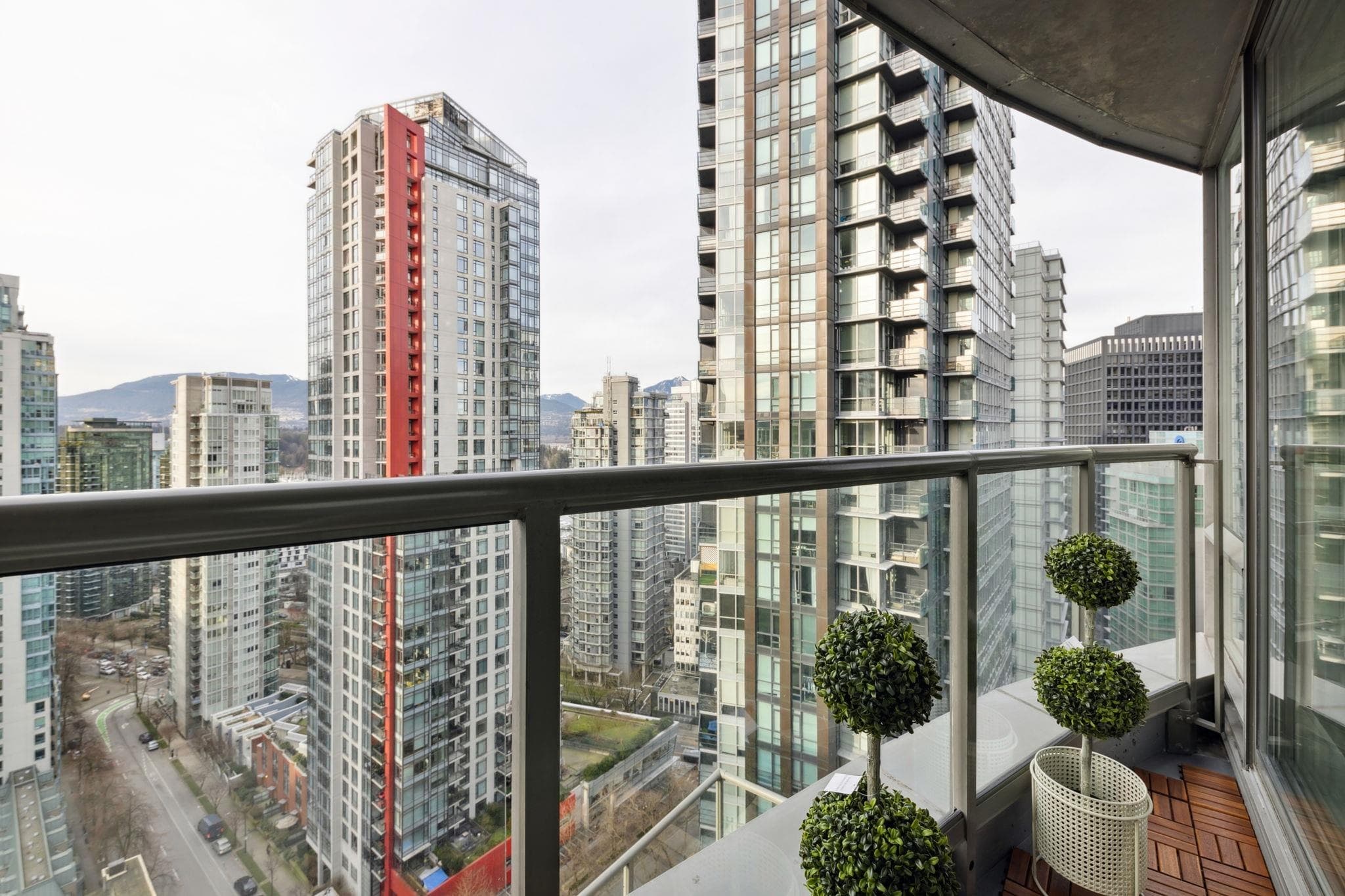 2702 - 1166 Melville Street, Vancouver, V6E 4P5 — photo 3