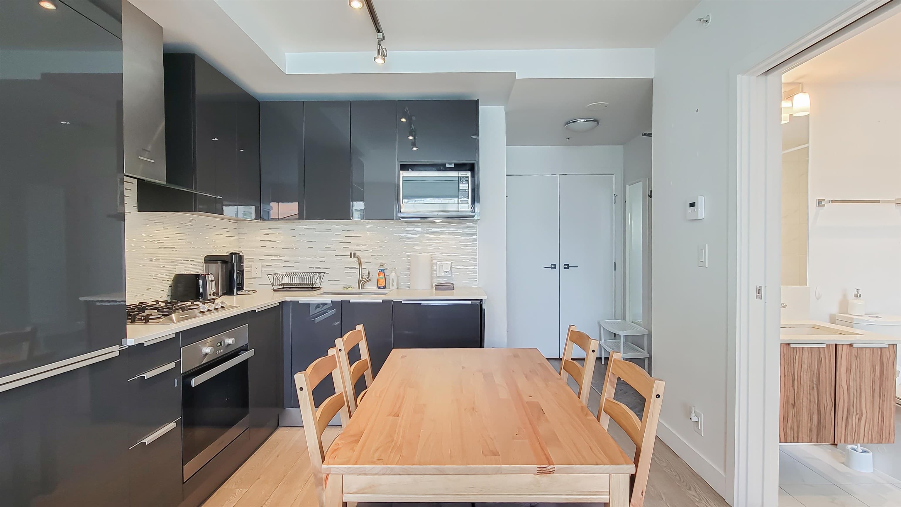 1704 - 1283 Howe Street, Vancouver, V6Z 0E3 — photo 3