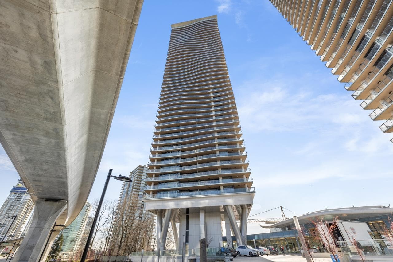 1006 - 4890 Lougheed Highway, Burnaby, V5C 0N2 — photo 2