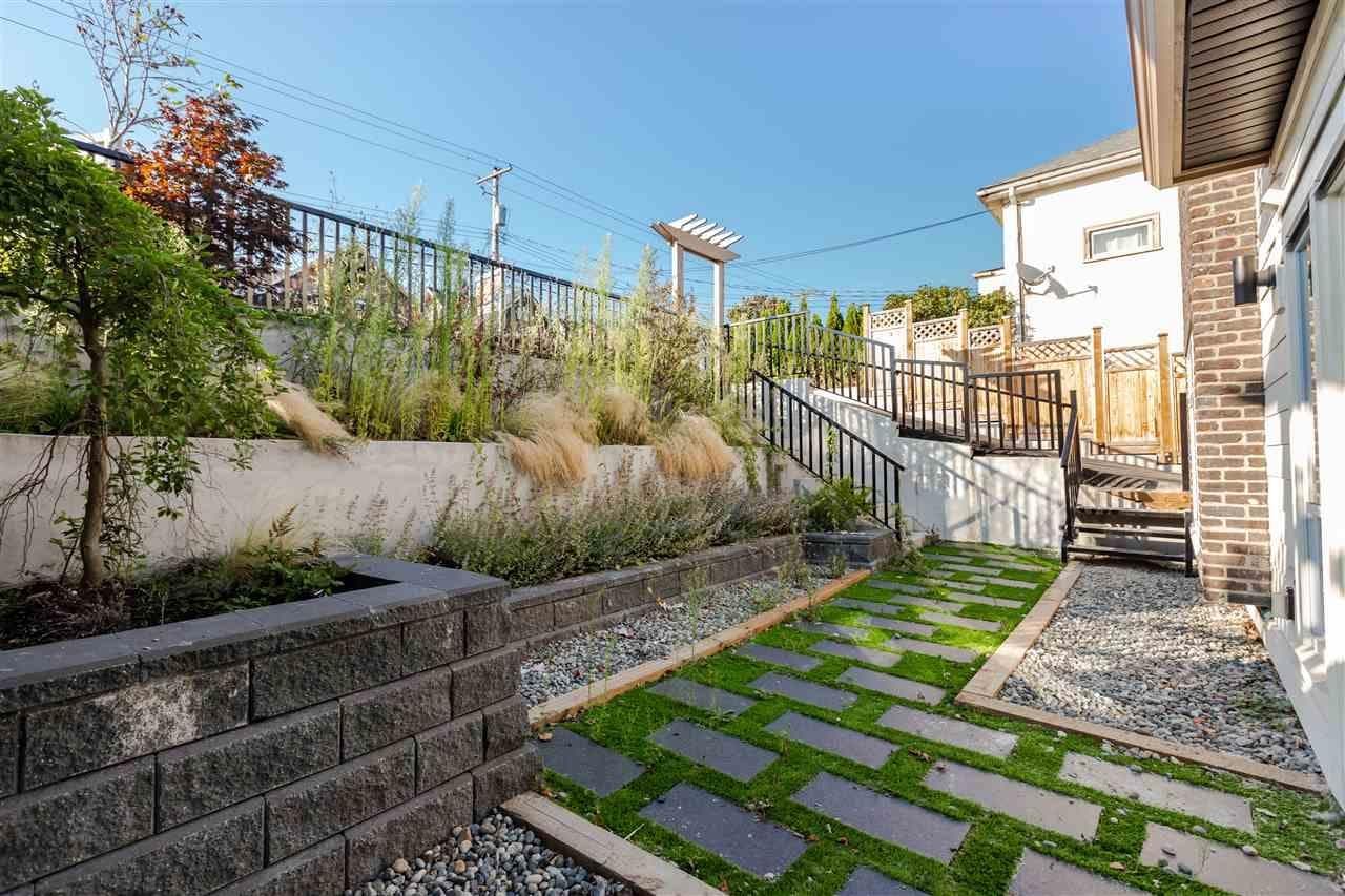 1 - 1408 Sixth Avenue, New Westminster, V3M 2C6 — photo 2
