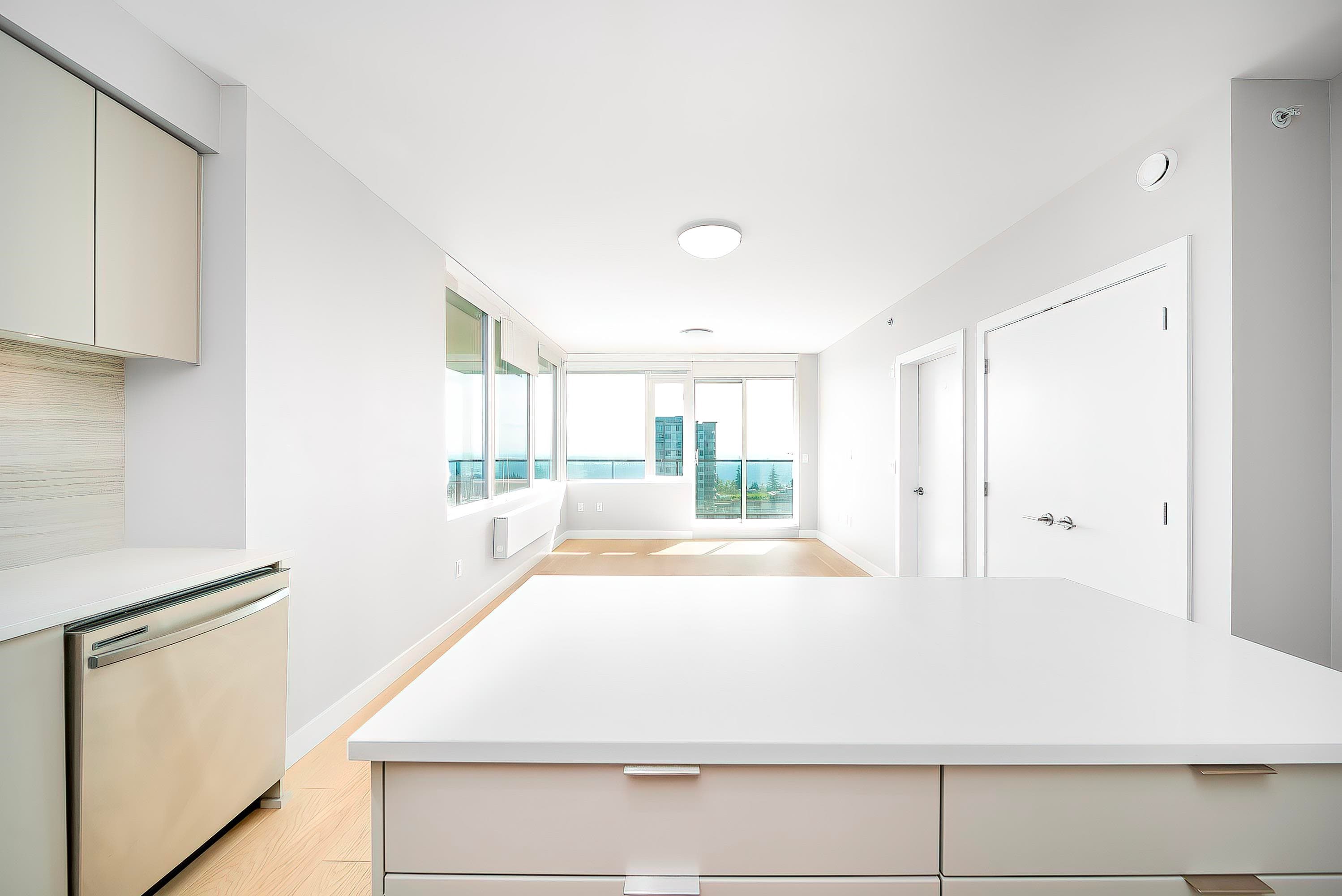 1304 - 8761 University Crescent, Burnaby, V5A 4Y8 — photo 5