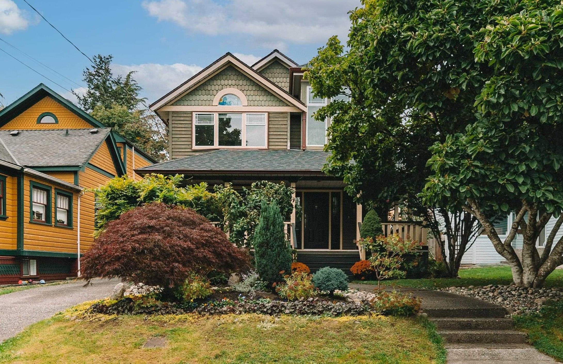 311 Liverpool Street, New Westminster, V3L 1K4 — photo 1