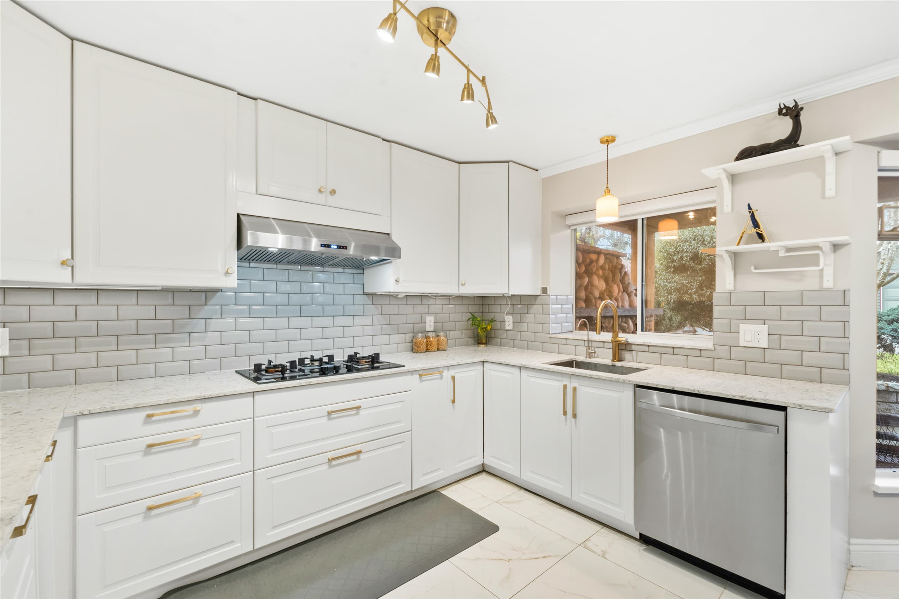 311 Liverpool Street, New Westminster, V3L 1K4 — photo 5