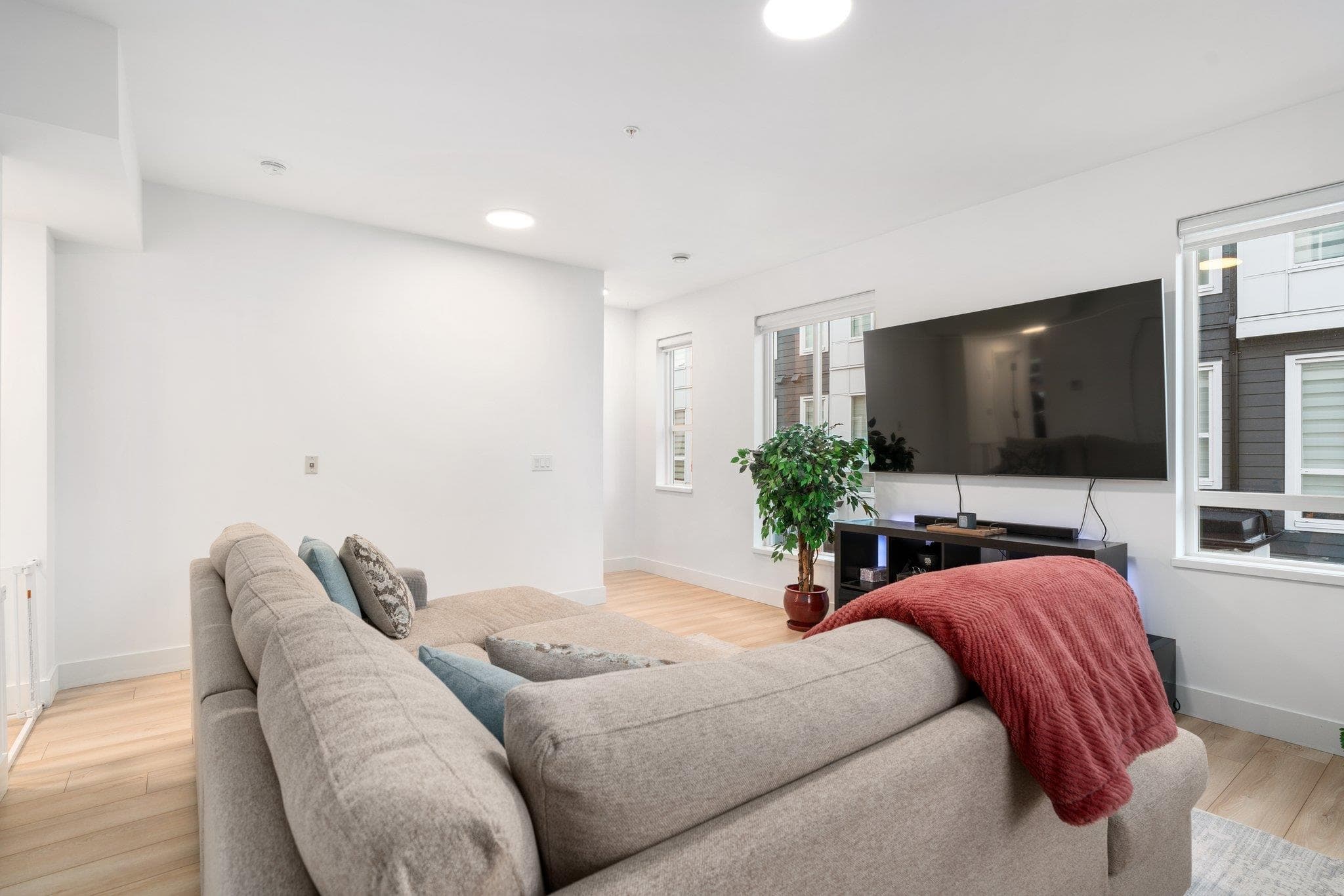 2 - 18850 72a Avenue, Surrey, V4N 6X2 — photo 5