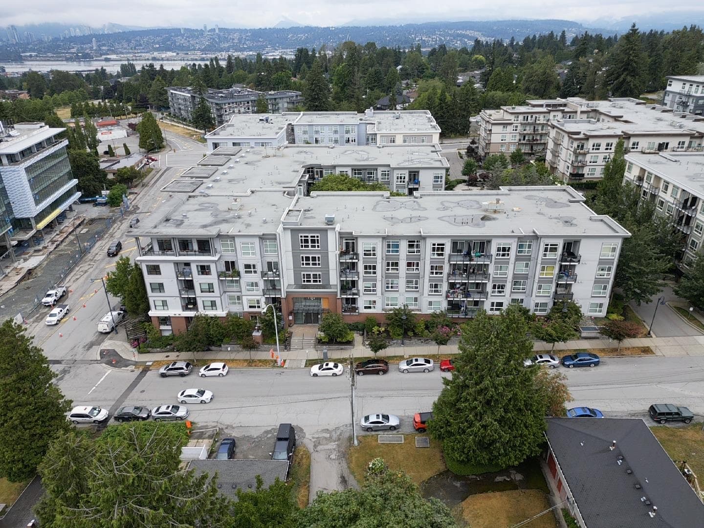 519 - 13733 107a Avenue, Surrey, V3T 0B7 — photo 1