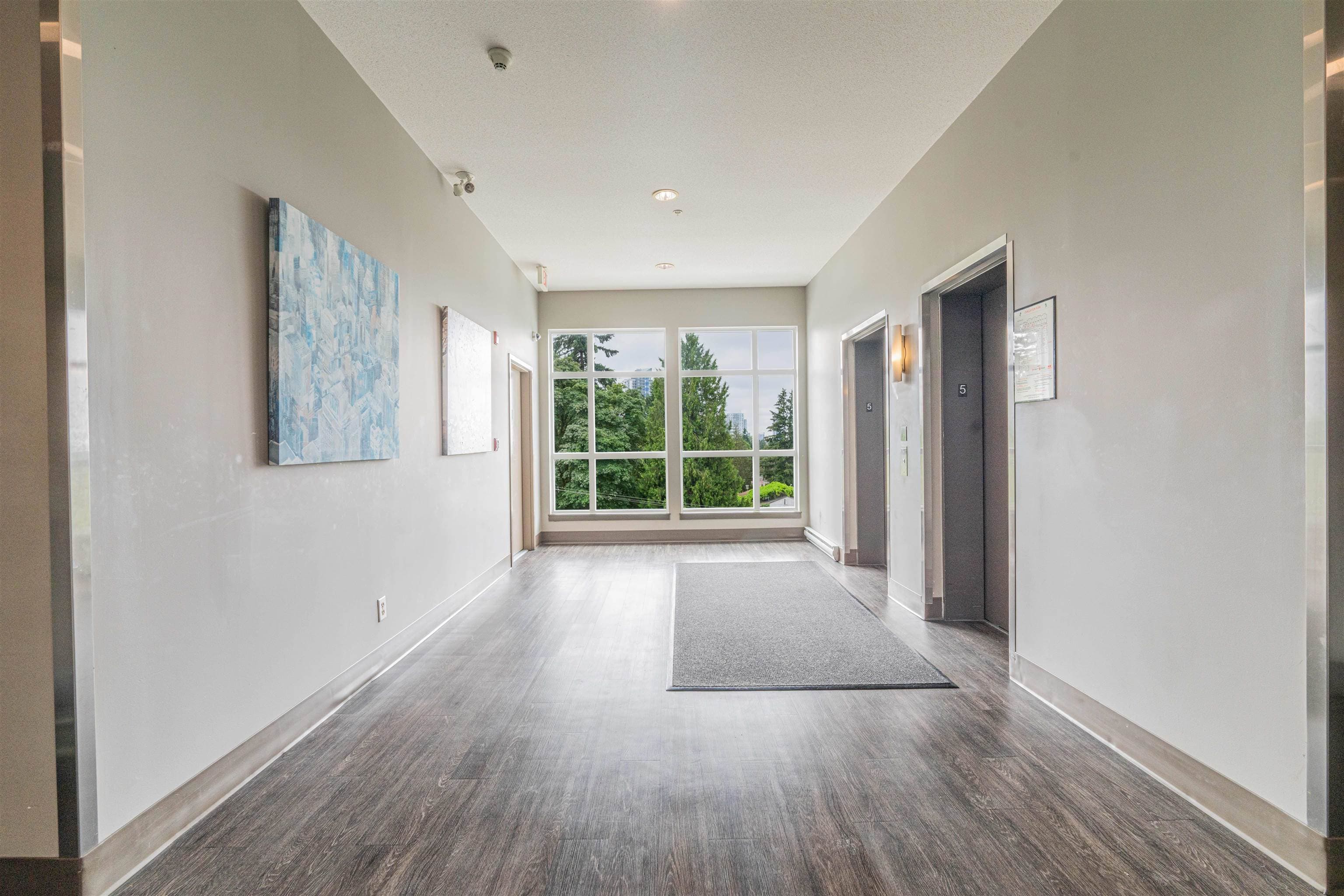 519 - 13733 107a Avenue, Surrey, V3T 0B7 — photo 4