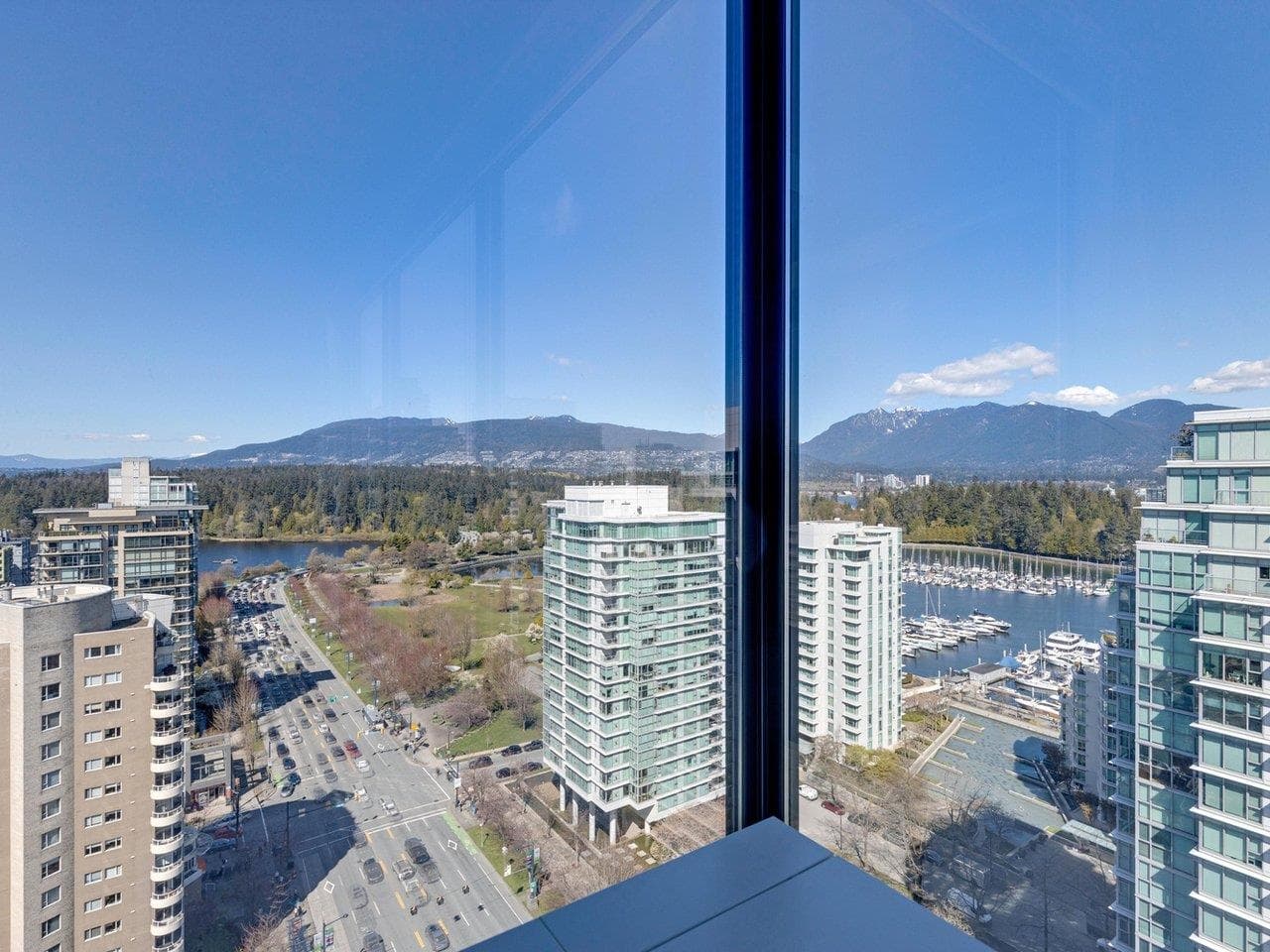 2406 - 1723 Alberni Street, Vancouver, V6G 3G9 — photo 3