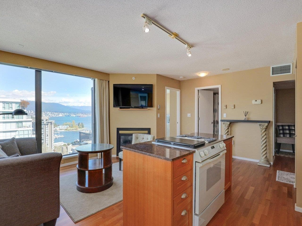 2406 - 1723 Alberni Street, Vancouver, V6G 3G9 — photo 5