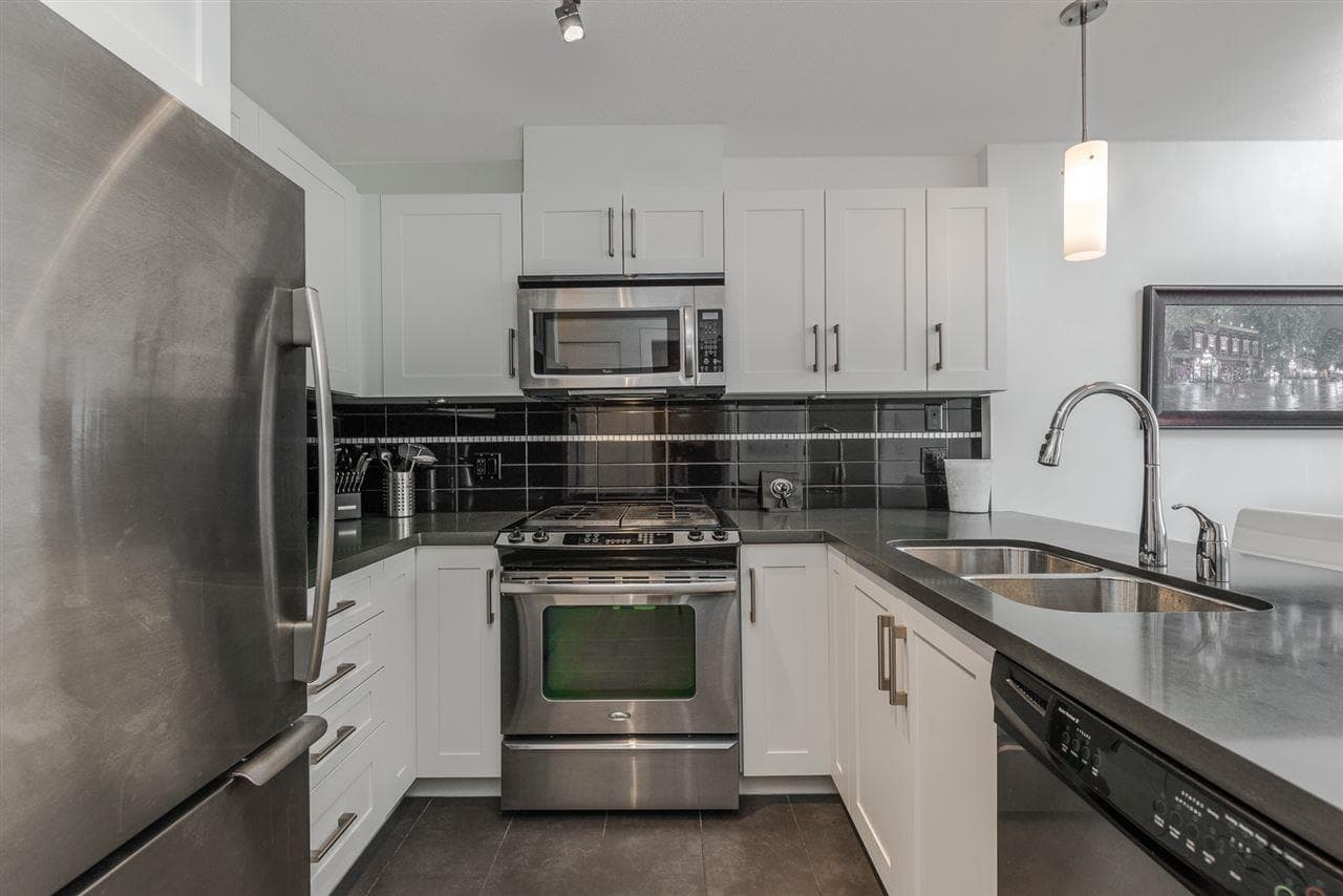 706 - 7090 Edmonds Street, Burnaby, V3N 0C6 — photo 3
