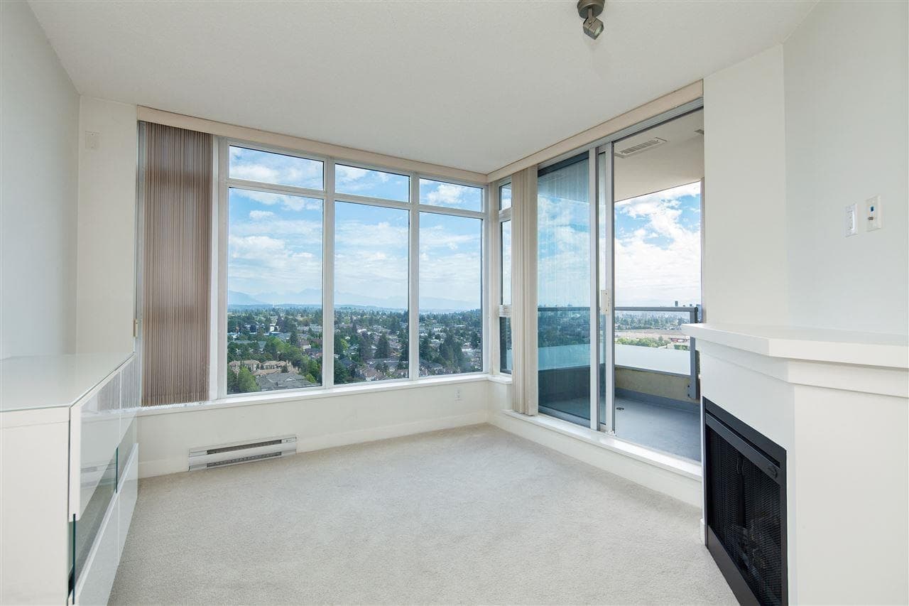 706 - 7090 Edmonds Street, Burnaby, V3N 0C6 — photo 5