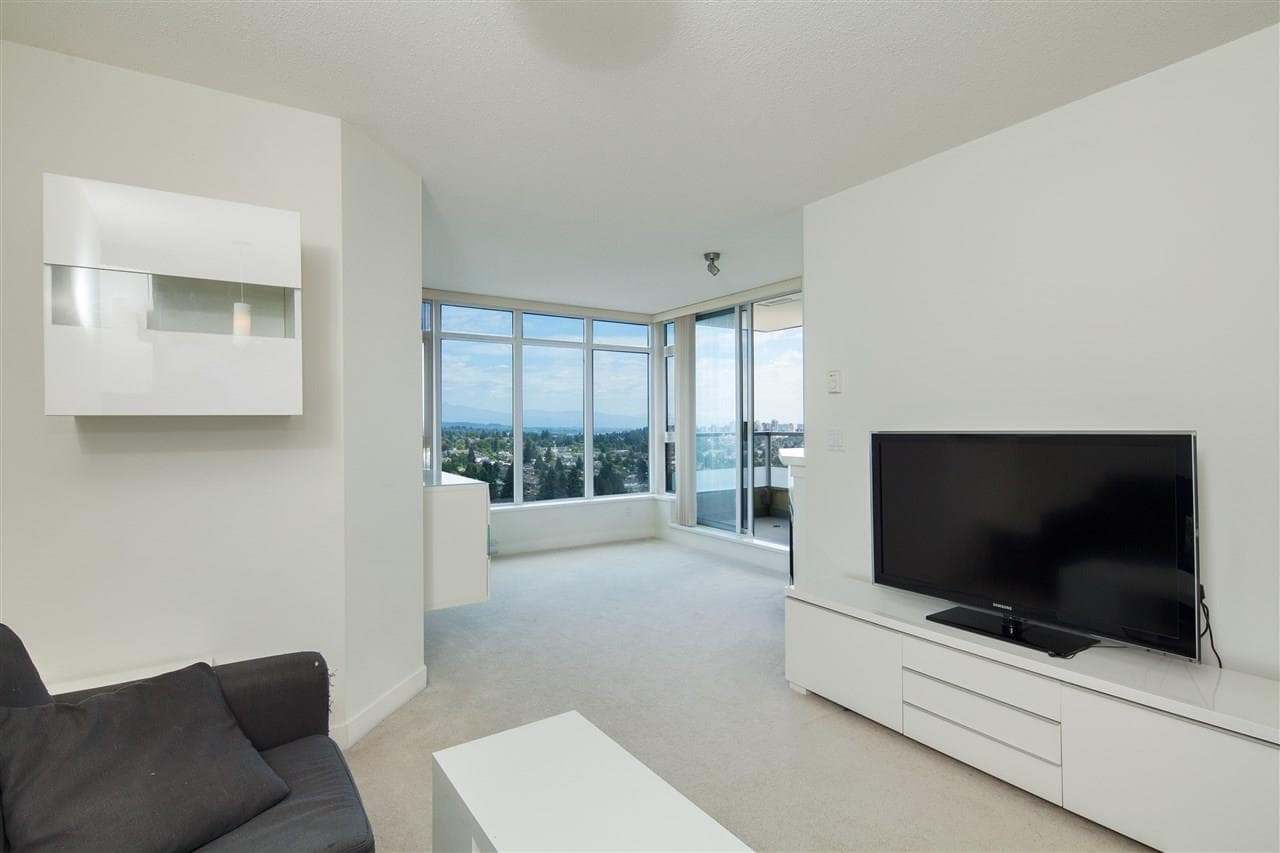 706 - 7090 Edmonds Street, Burnaby, V3N 0C6 — photo 4