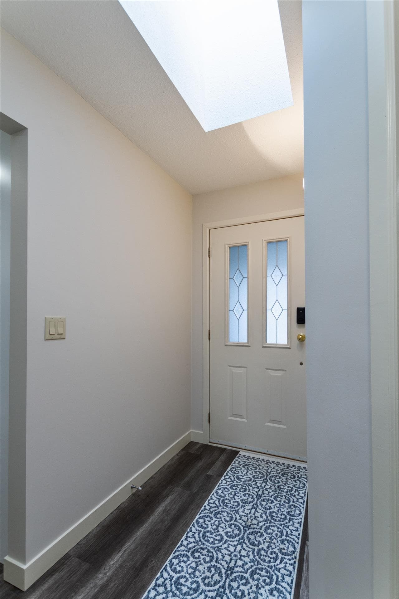 21 - 32615 Murray Avenue, Abbotsford, V2T 4T8 — photo 3