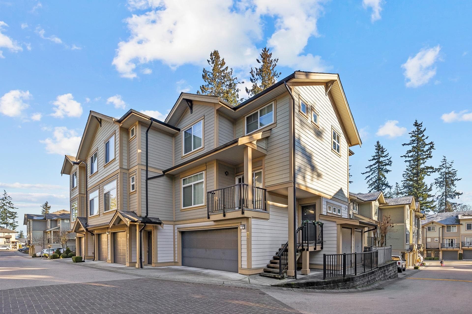 27 - 5957 152 Street, Surrey, V3S 3K4 — photo 2