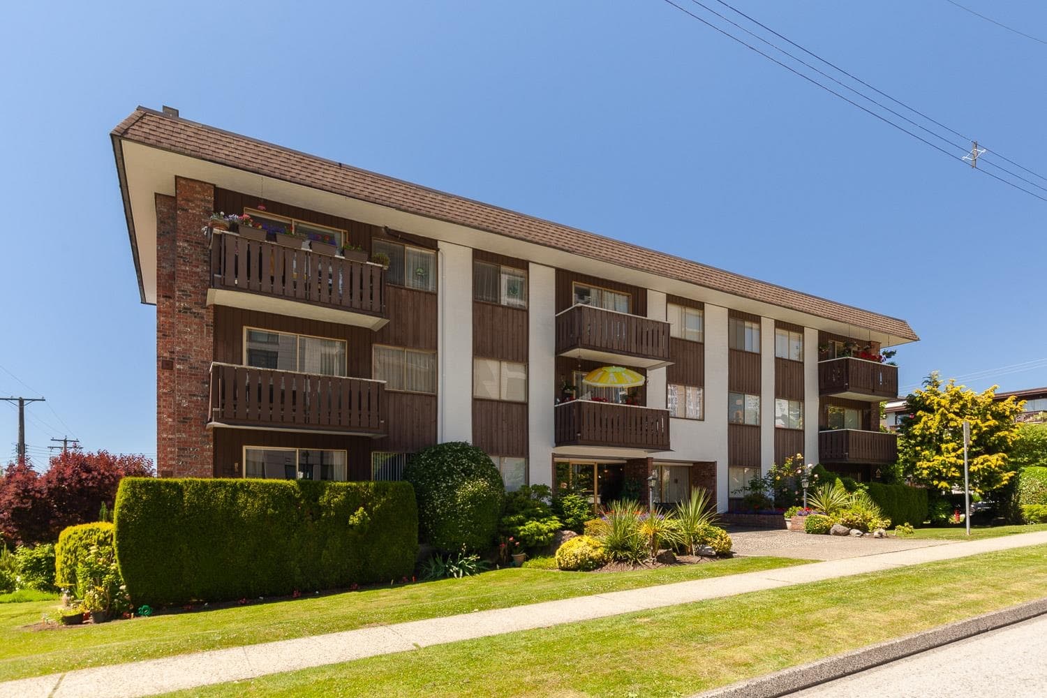 116 - 1345 Chesterfield Avenue, North Vancouver, V7M 2N1 — photo 1