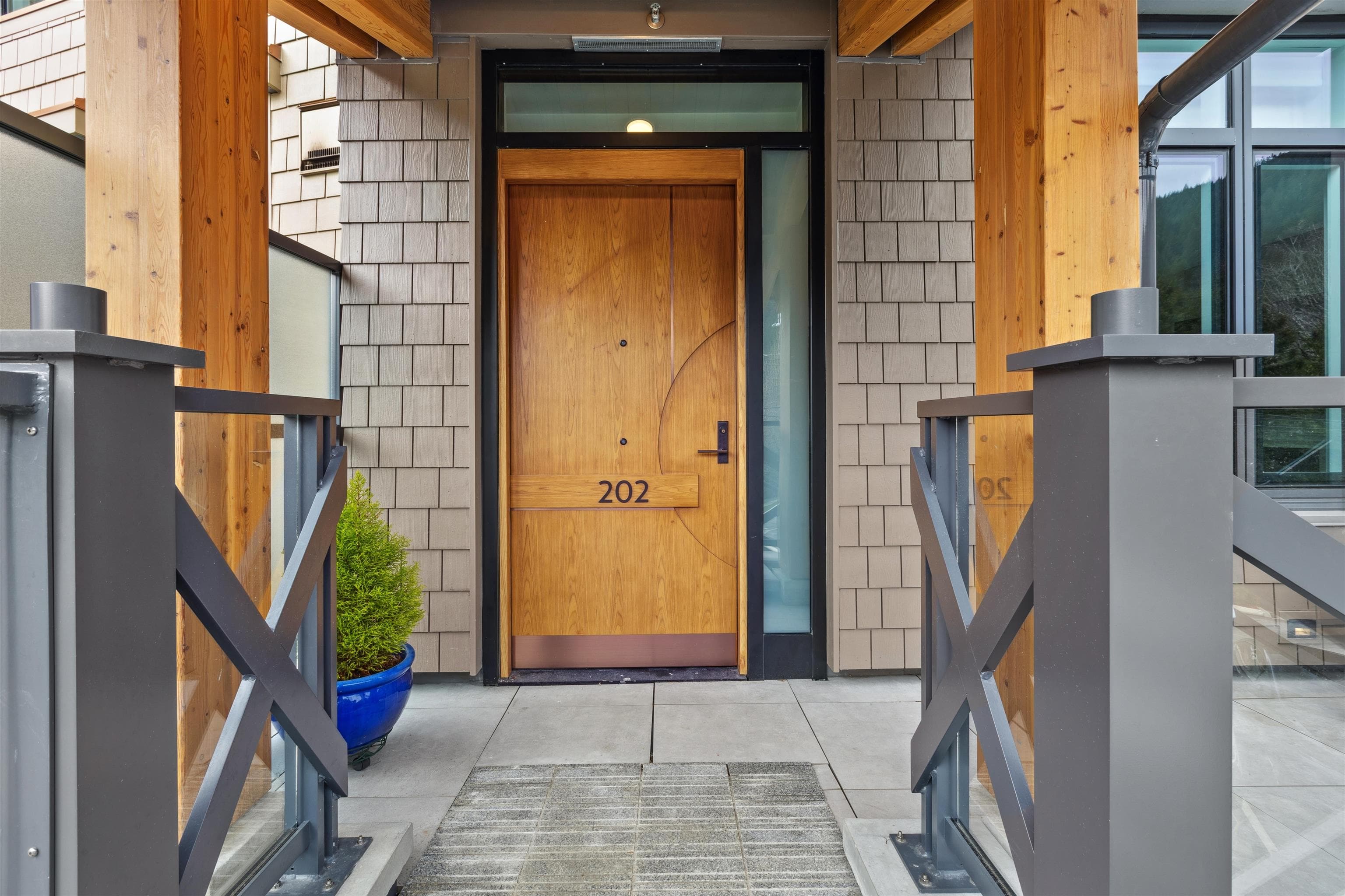 202 - 6691 Nelson Avenue, West Vancouver, V7W 2B2 — photo 5