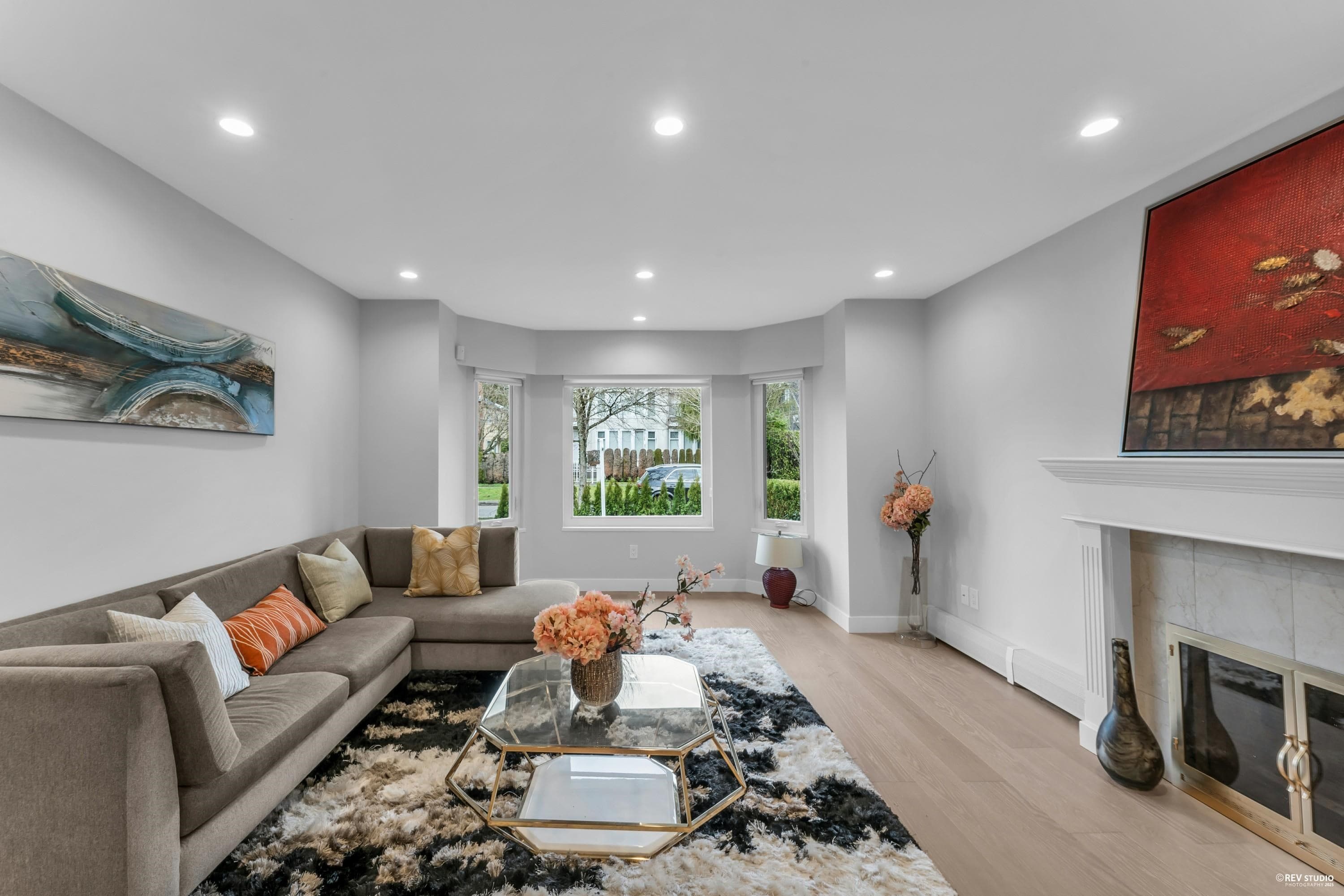 2052 W 44th Avenue, Vancouver