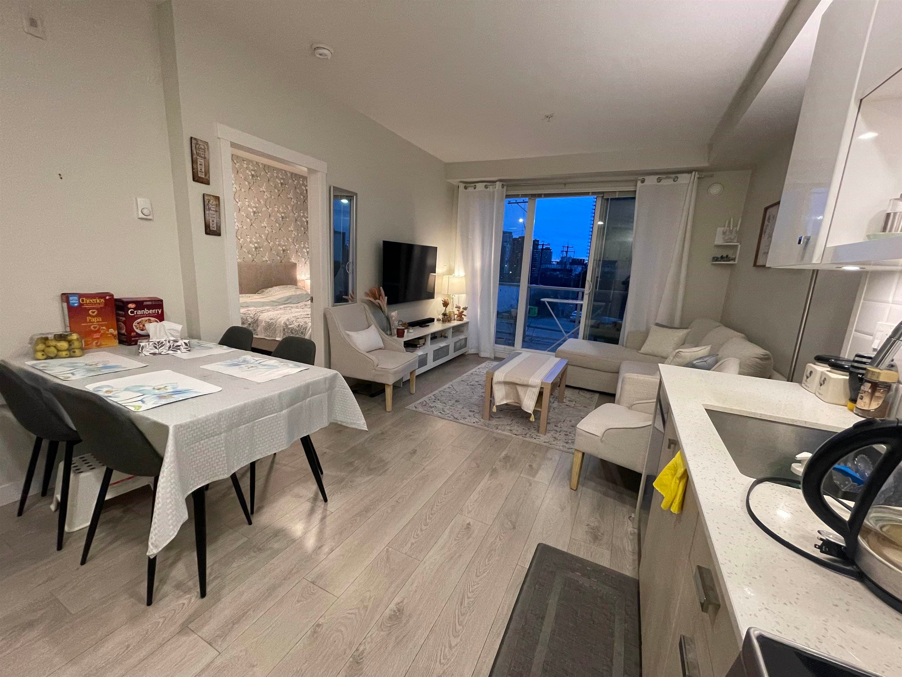 207 - 10838 Whalley Boulevard, Surrey, V3R 0G8 — photo 5