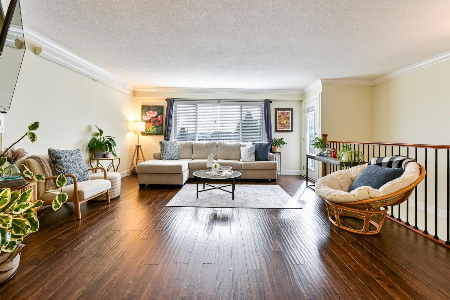 2097 - 2099 Dawes Hill Road, Coquitlam, V3K 1M8 — photo 3
