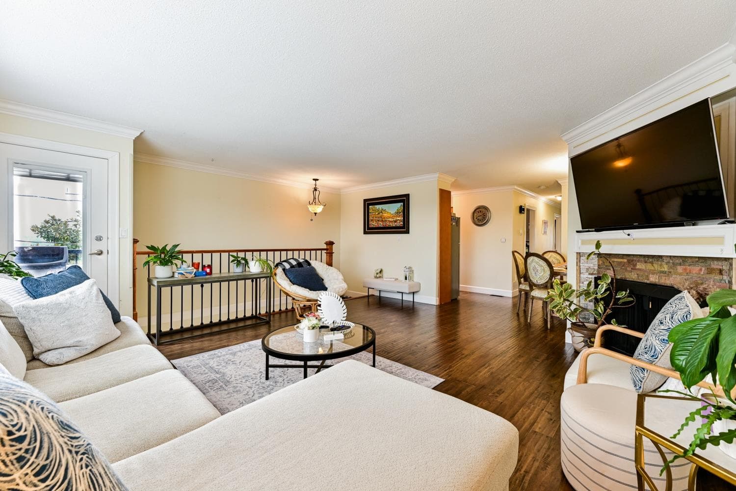 2097 - 2099 Dawes Hill Road, Coquitlam, V3K 1M8 — photo 5