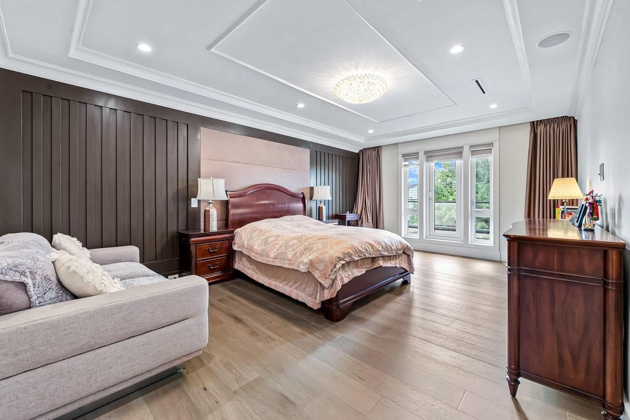 8631 Fairdell Crescent, Richmond