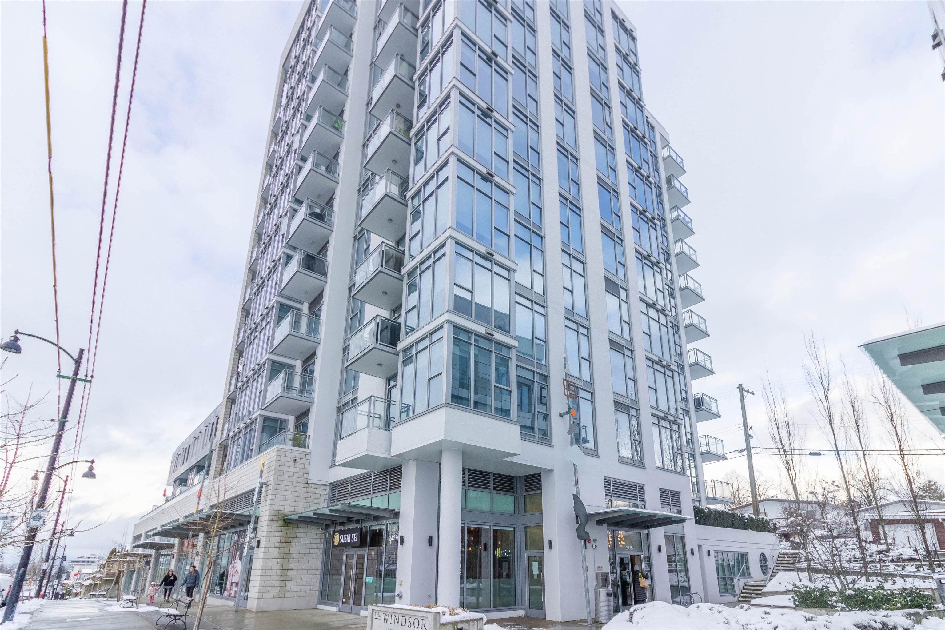 302 - 2435 Kingsway, Vancouver, V5R 5G8 — photo 1