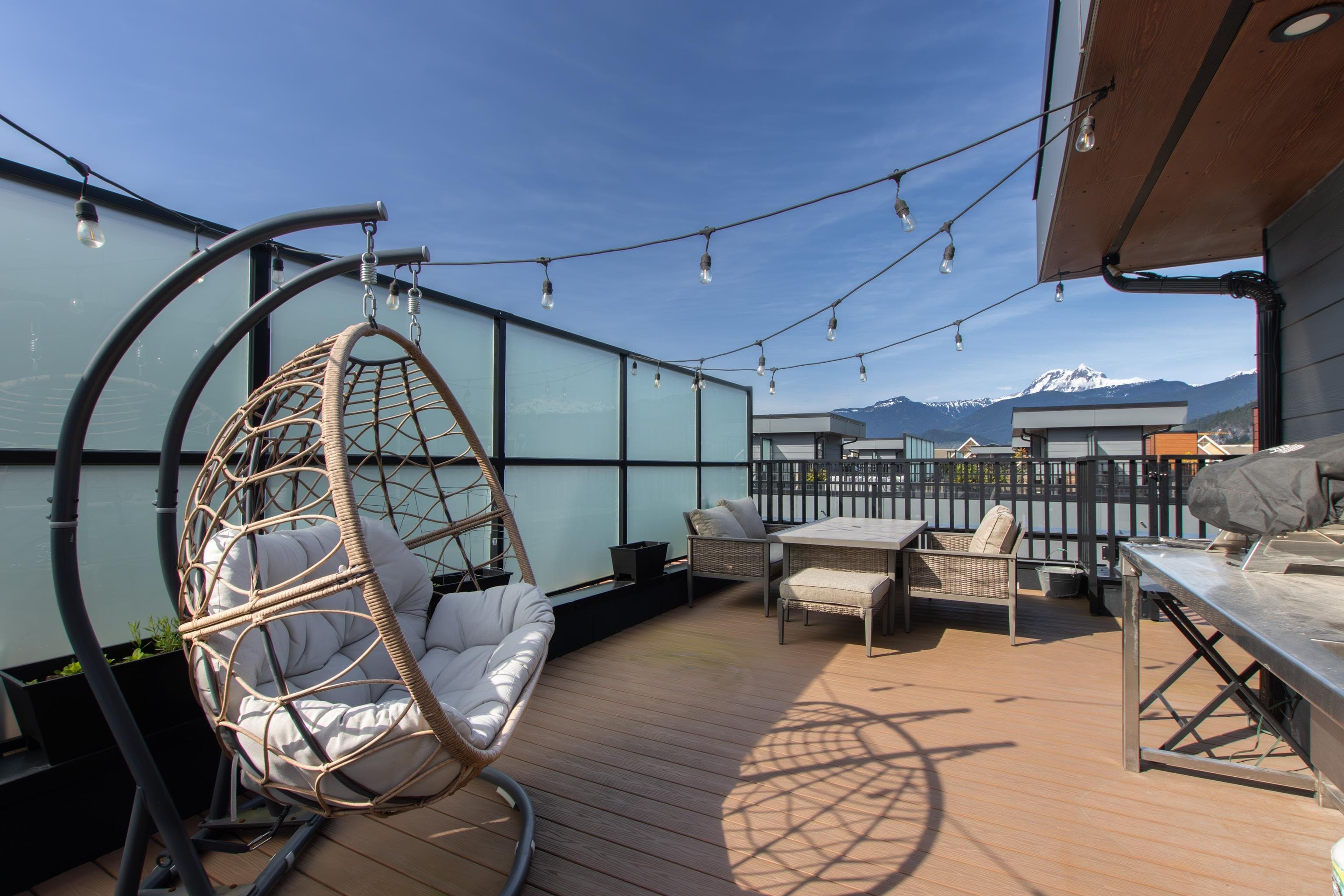 202 - 37808 Third Avenue, Squamish, V8B 1B9 — photo 4
