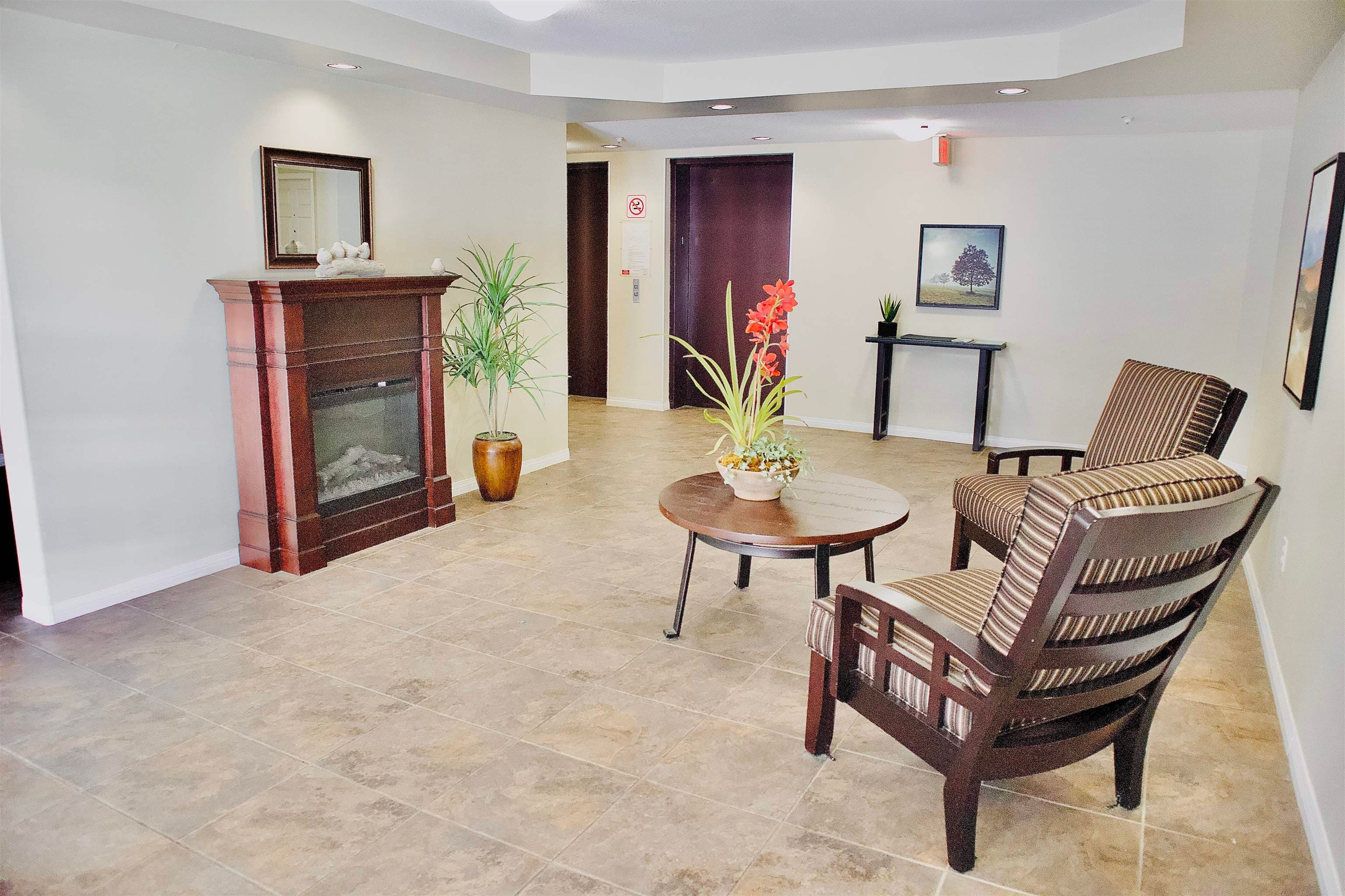 306 - 15241 18 Avenue, Surrey, V4A 1W9 — photo 4
