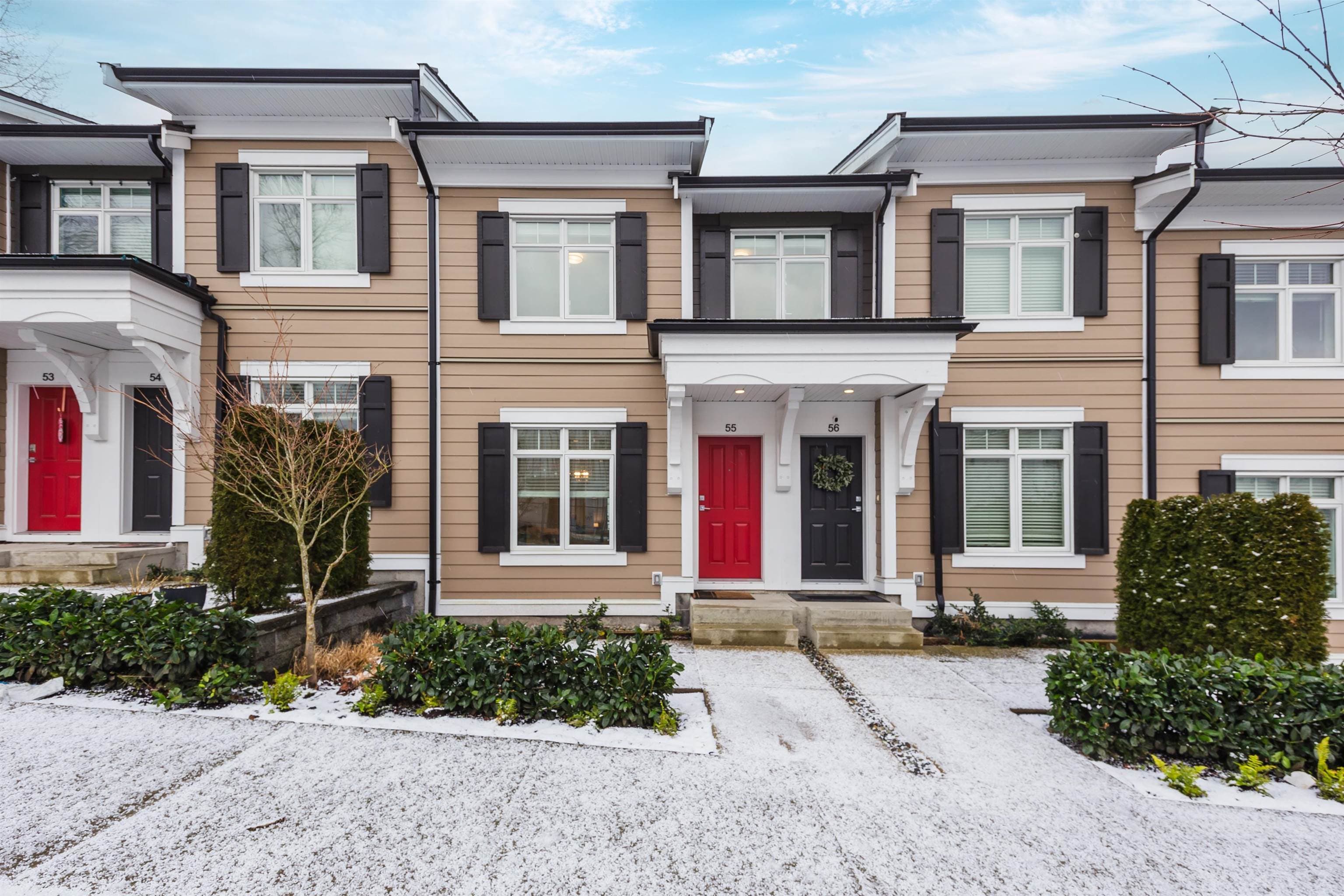 55 - 2070 Oak Meadows Drive, Surrey, V3S 9M8 — photo 2