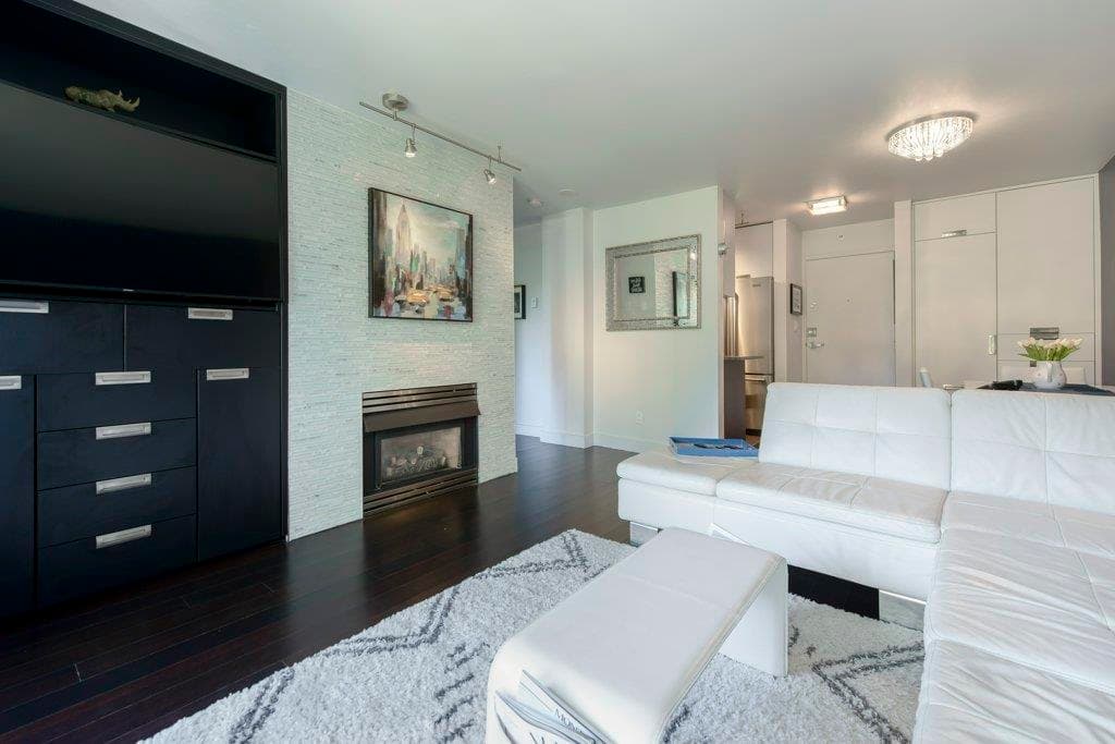 402 - 939 Homer Street, Vancouver, V6B 2W6 — photo 4