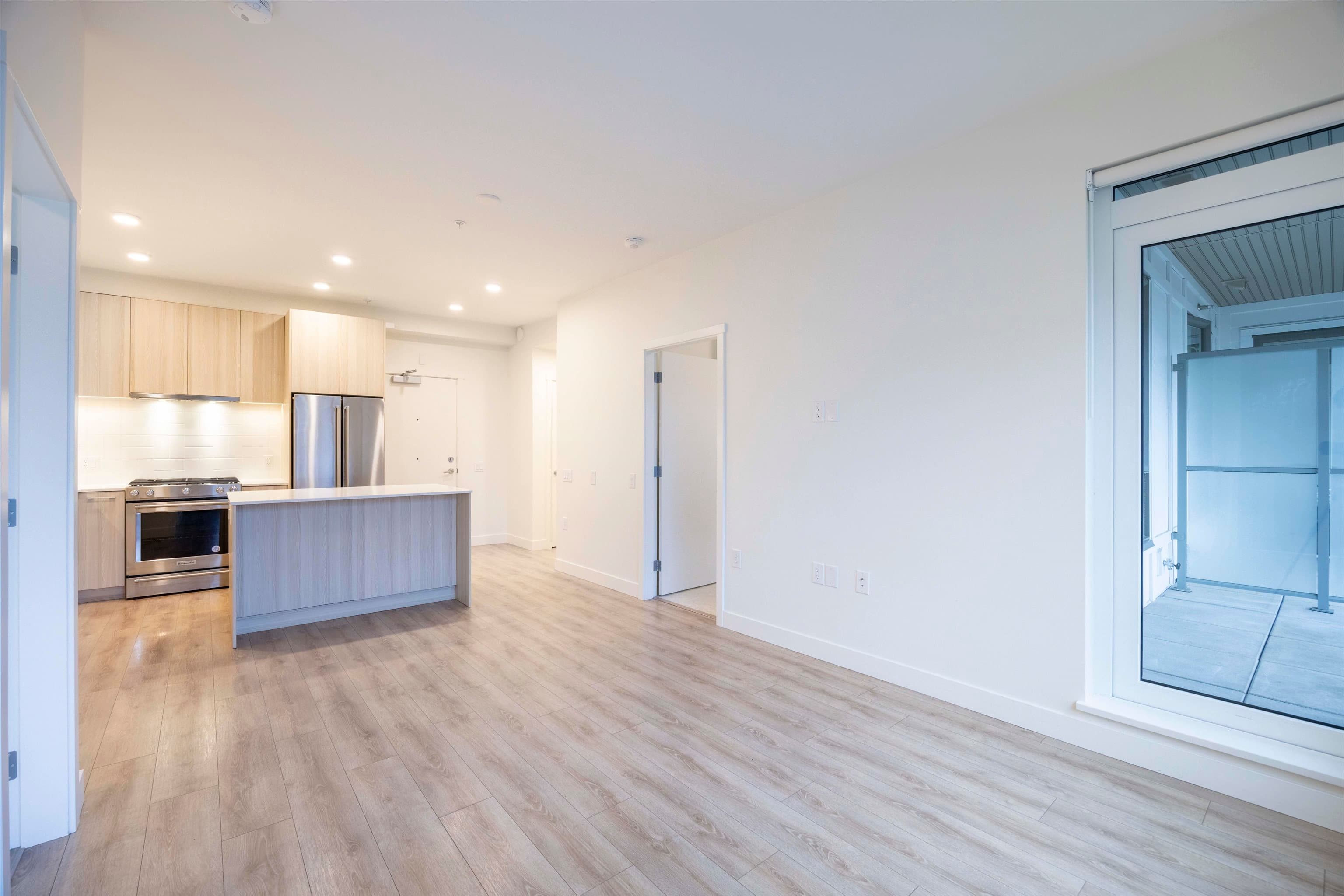 518 - 741 Anskar Court, Coquitlam, V3J 4J3 — photo 2