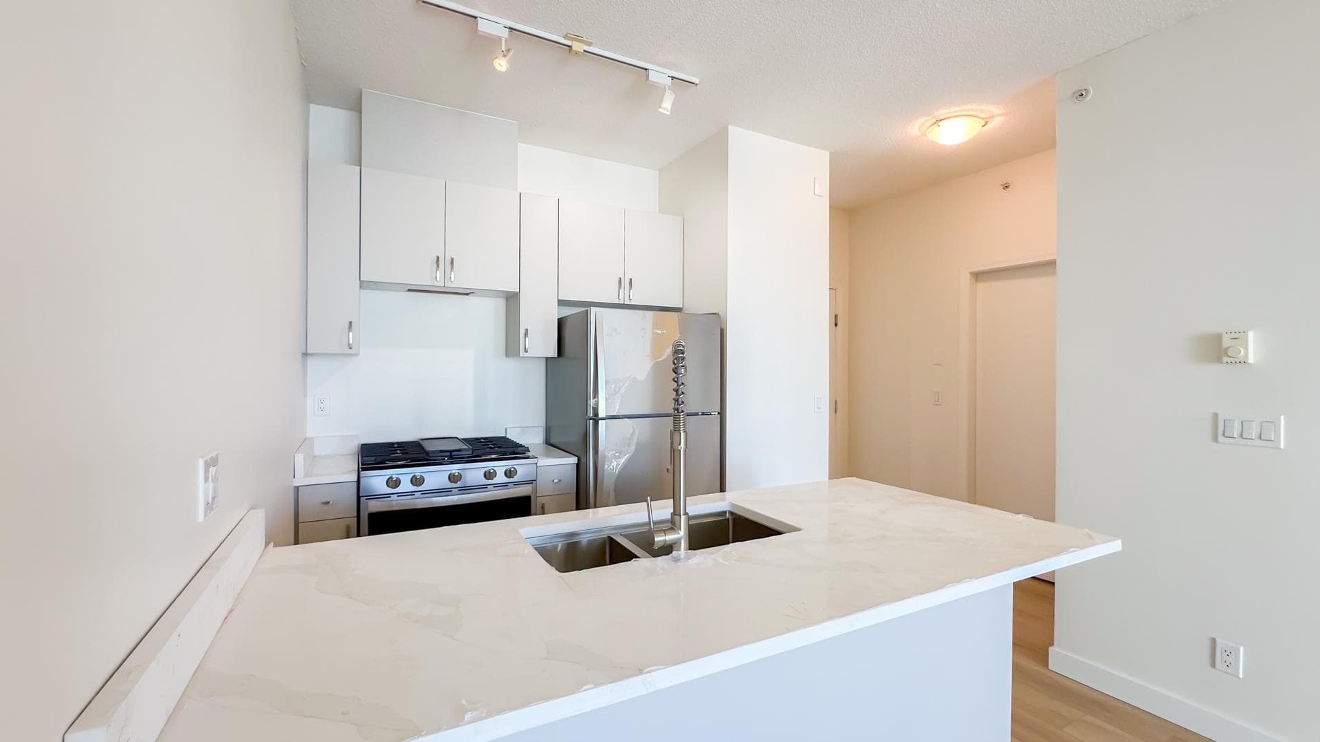 2208 - 1239 W Georgia Street, Vancouver, V6E 4R8 — photo 4