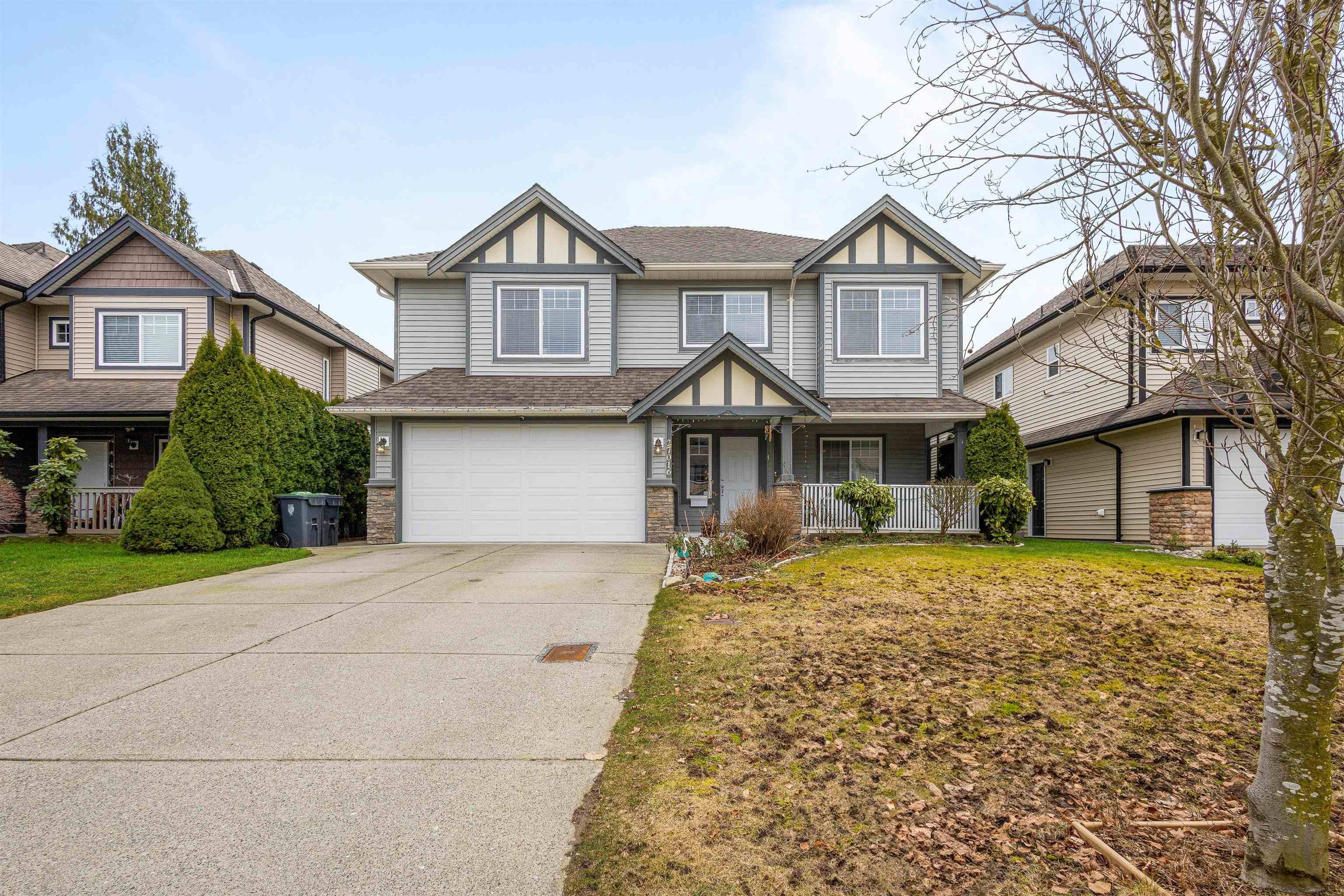 27016 35 Avenue, Langley