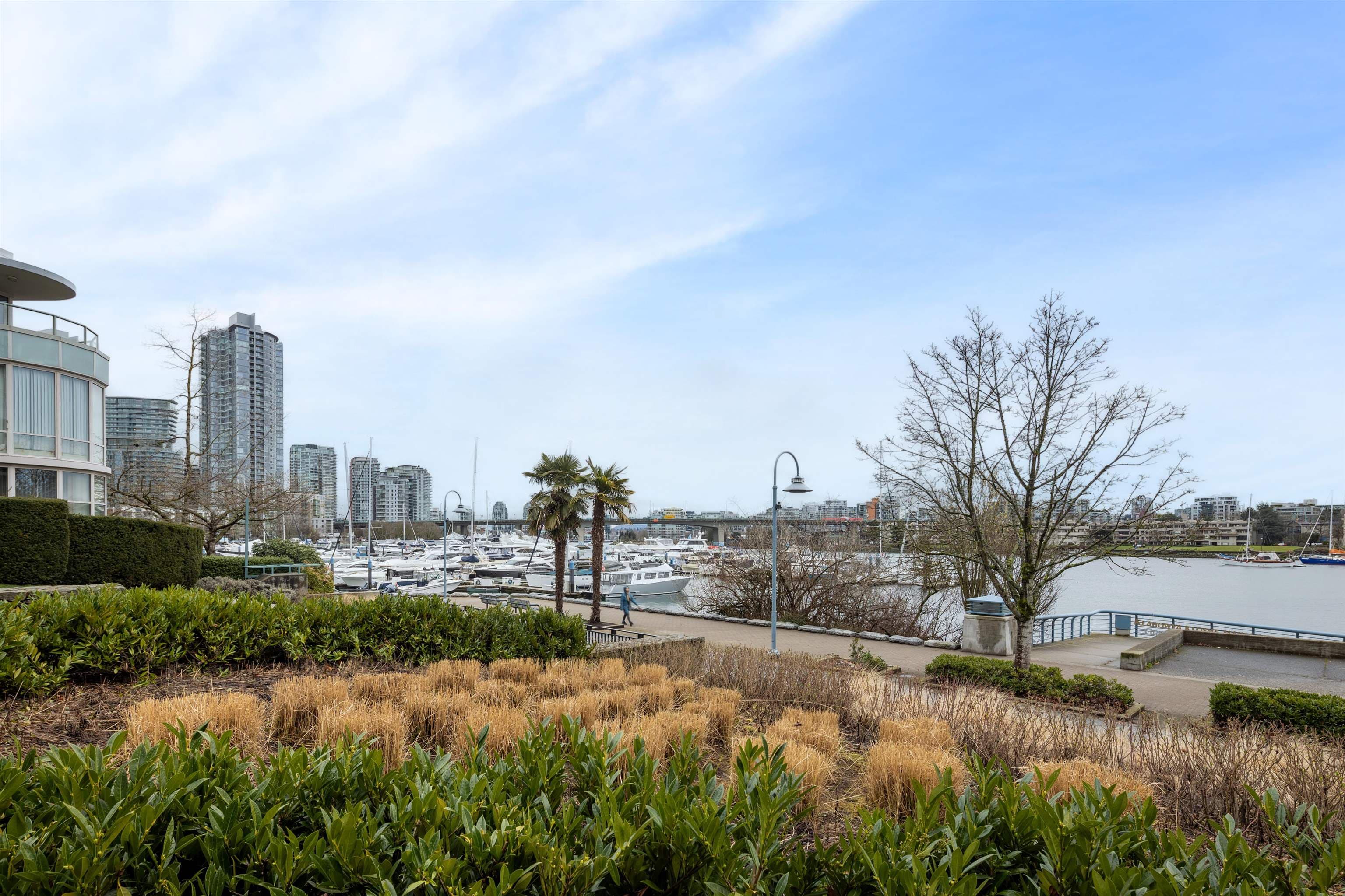 907 - 1288 Marinaside Crescent, Vancouver, V6Z 2W5 — photo 4